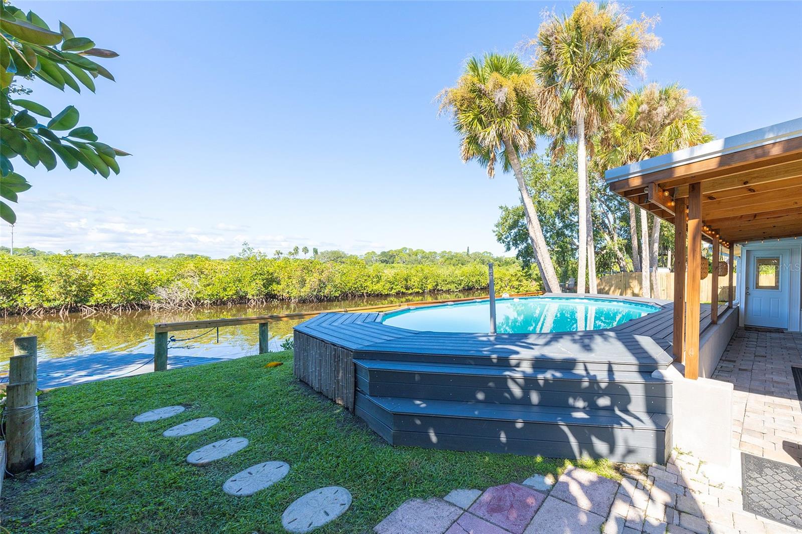 Image 43 of 60 For 418 Acacia Circle