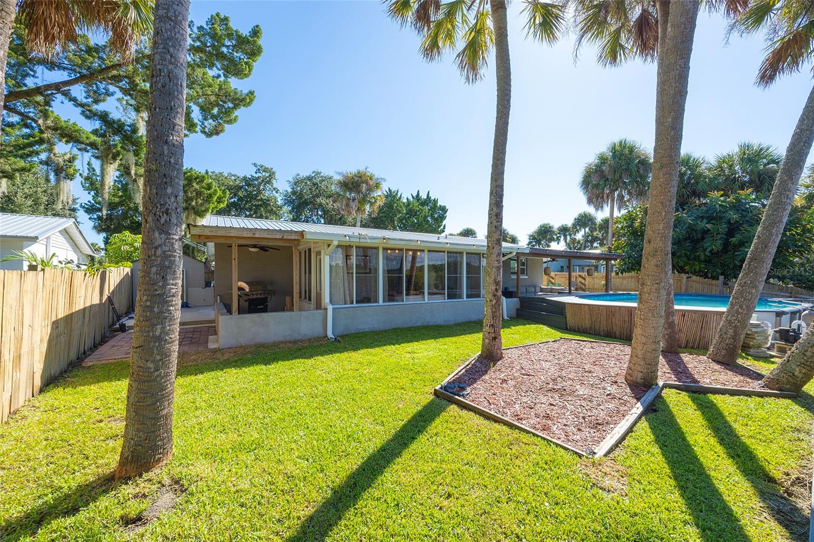 Image 45 of 60 For 418 Acacia Circle