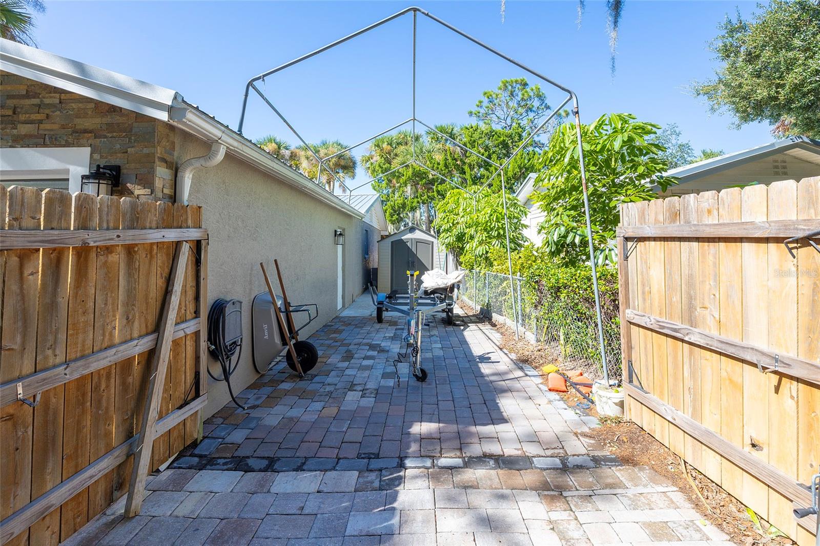 Image 59 of 60 For 418 Acacia Circle