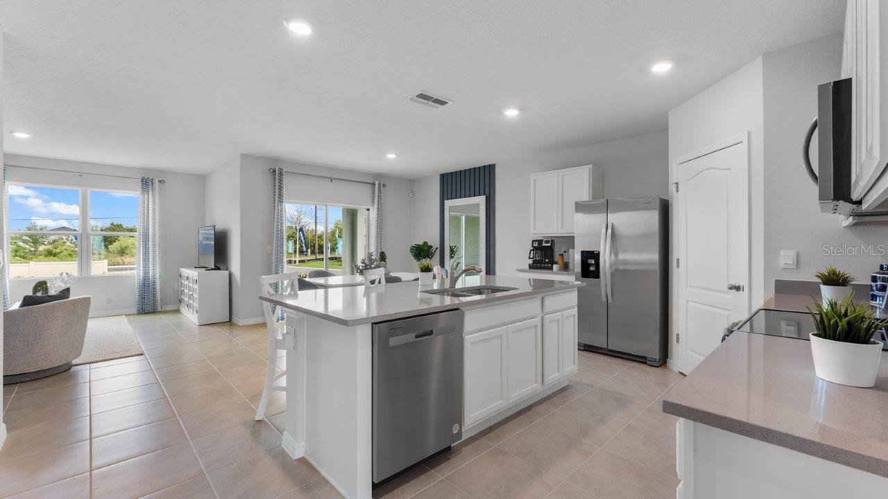 Image 4 of 28 For 4411 Blackwell Avenue