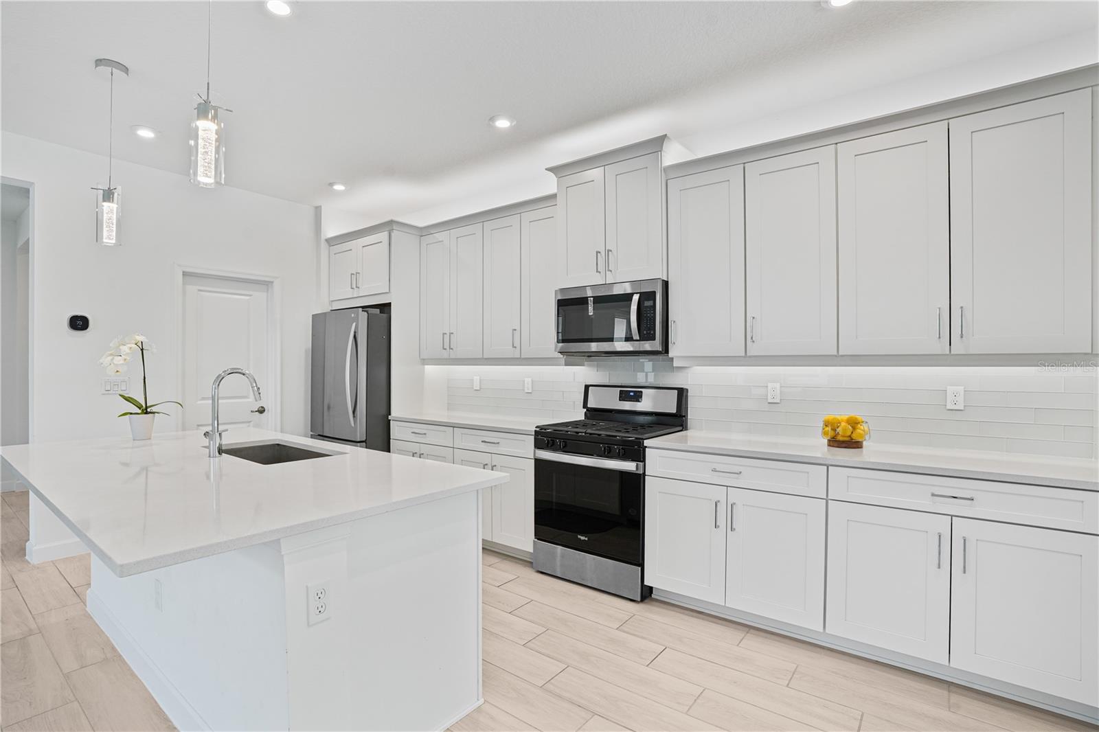 Image 13 of 96 For 11687 Viridian Boulevard