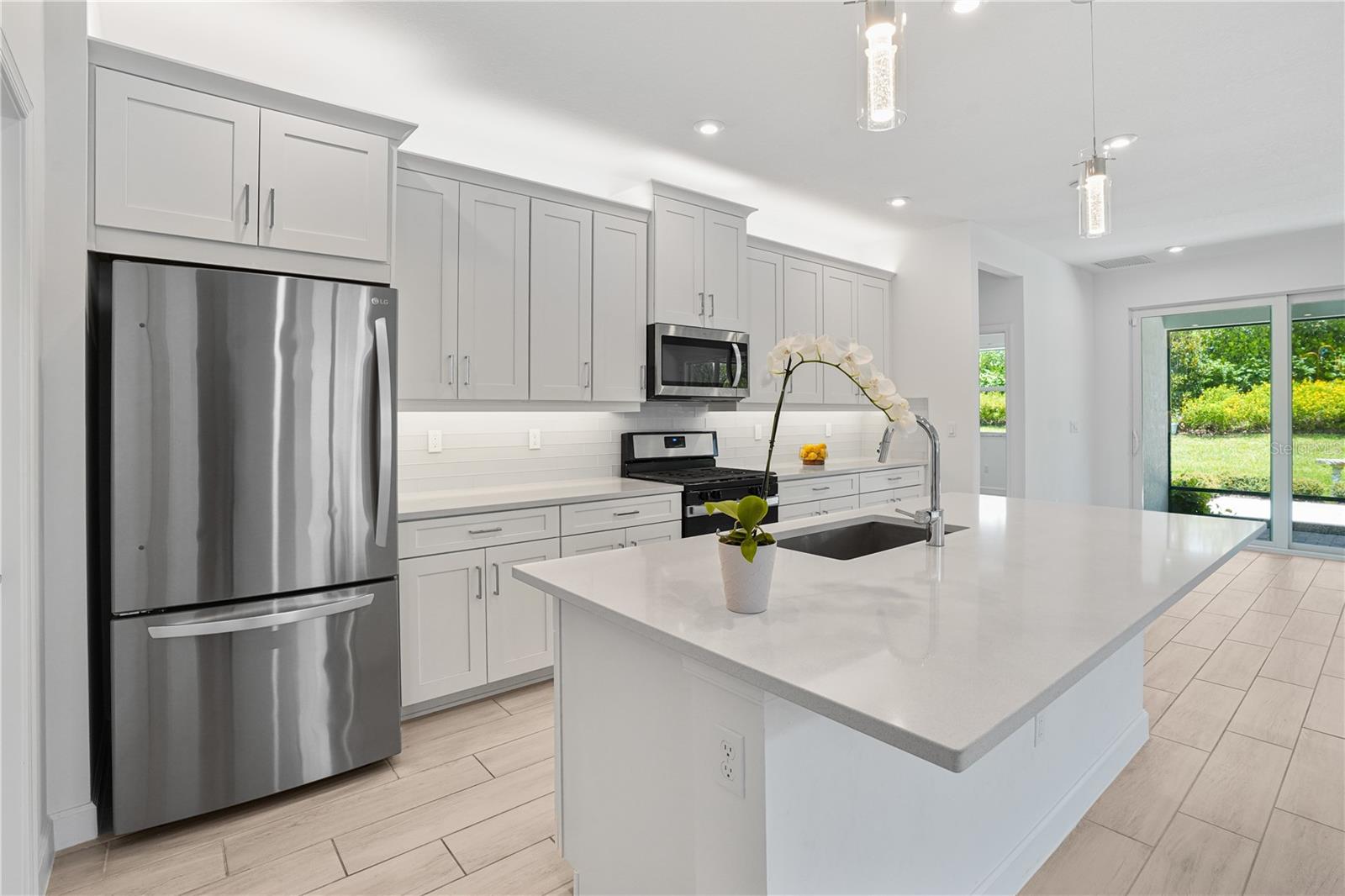 Image 16 of 96 For 11687 Viridian Boulevard