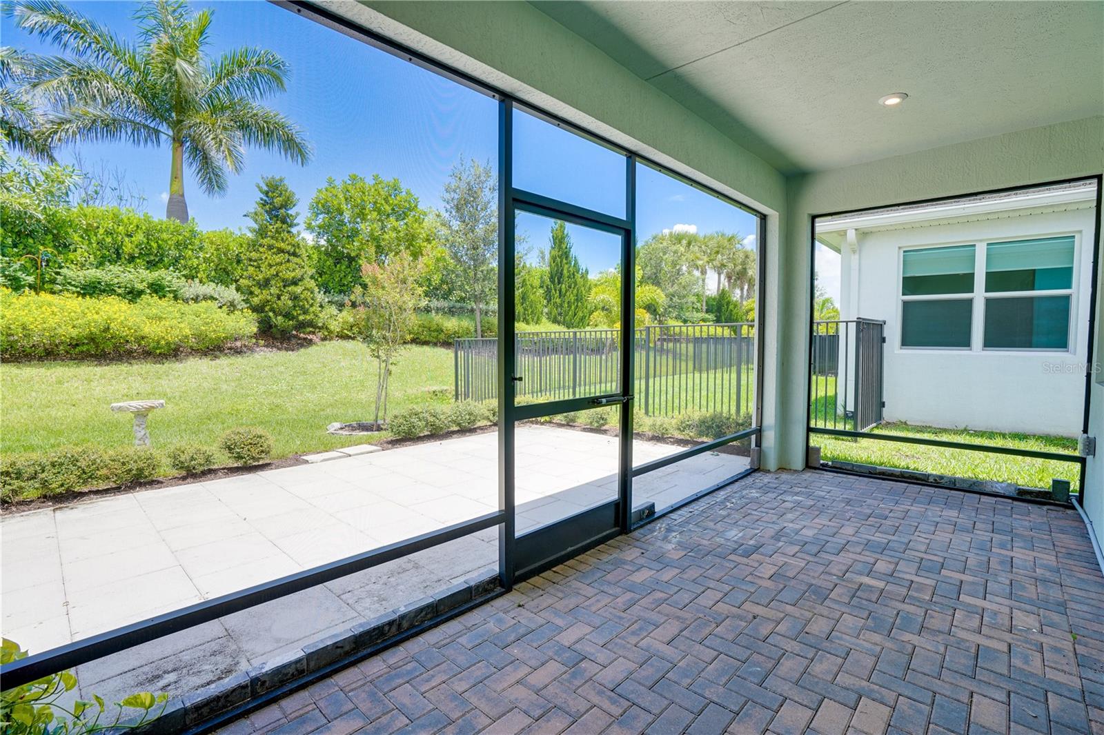 Image 20 of 96 For 11687 Viridian Boulevard