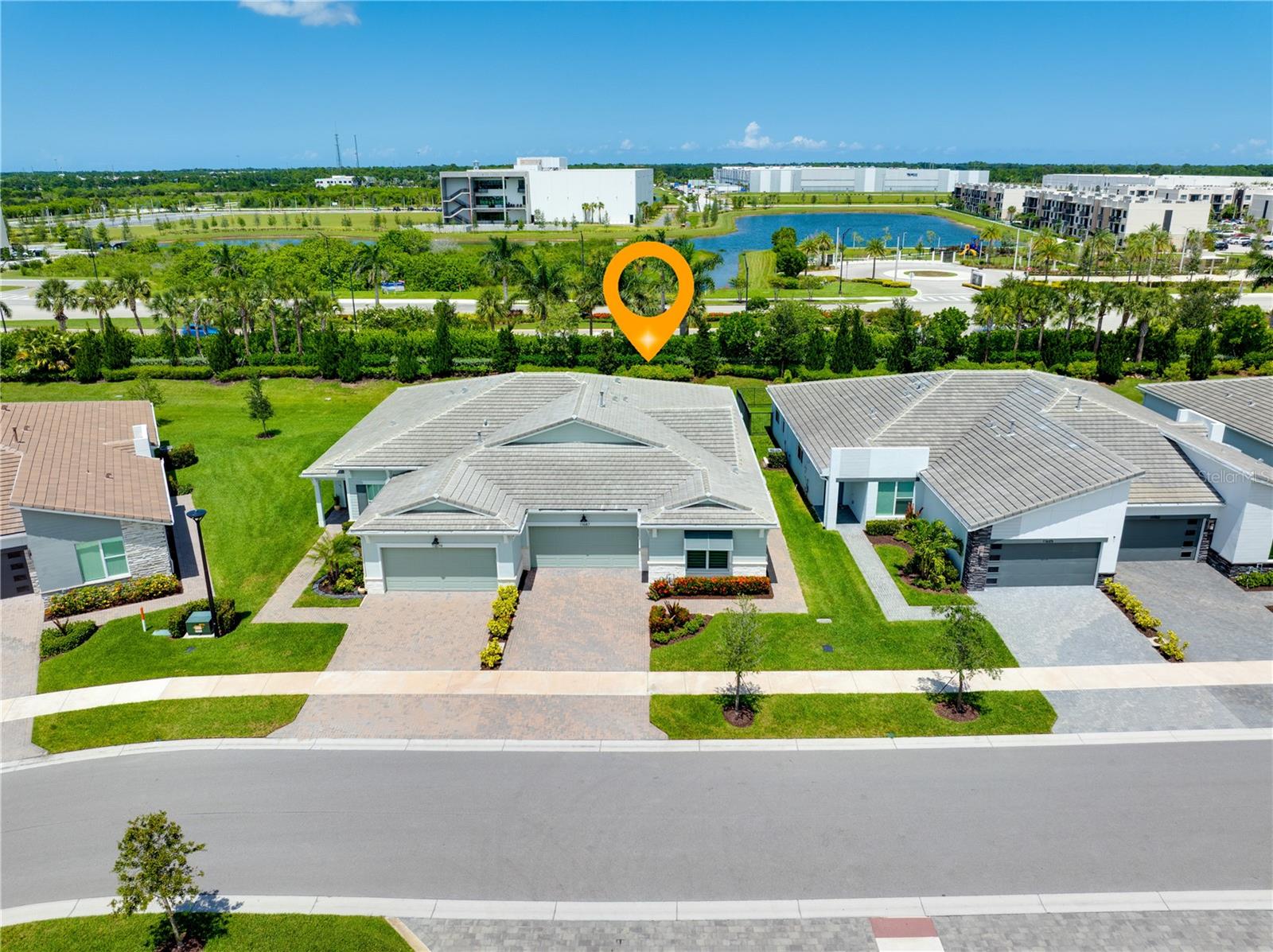 Image 6 of 96 For 11687 Viridian Boulevard