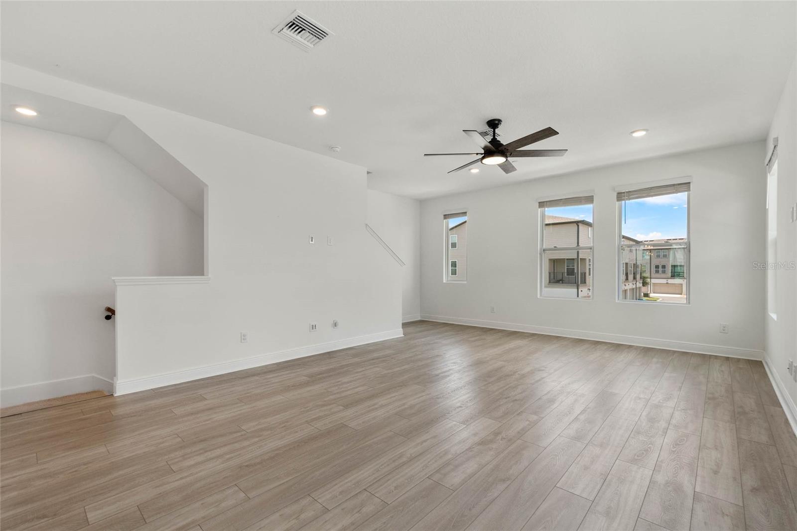 Image 19 of 66 For 8484 Sperry Street