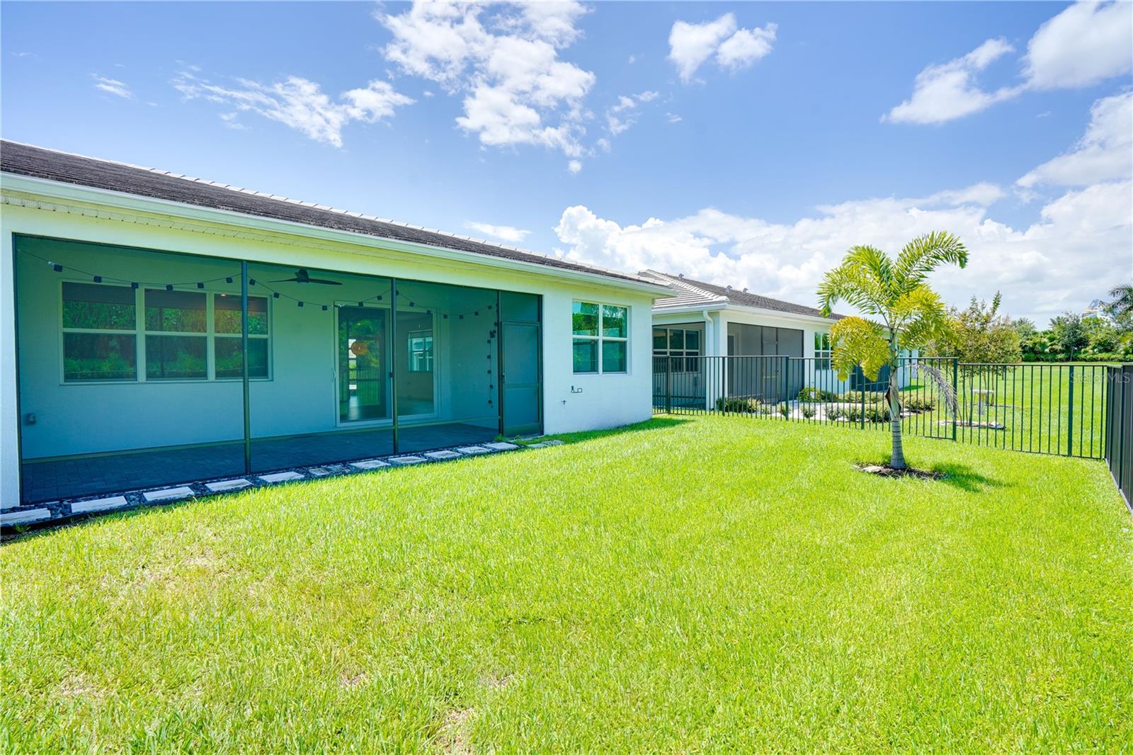 Image 23 of 96 For 11695 Viridian Boulevard