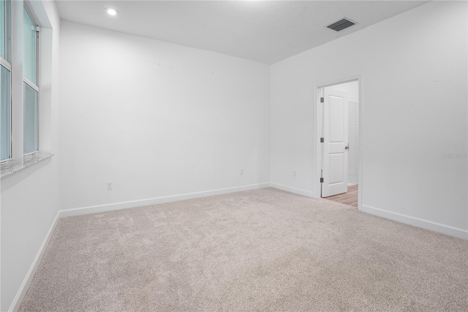 Image 28 of 96 For 11695 Viridian Boulevard