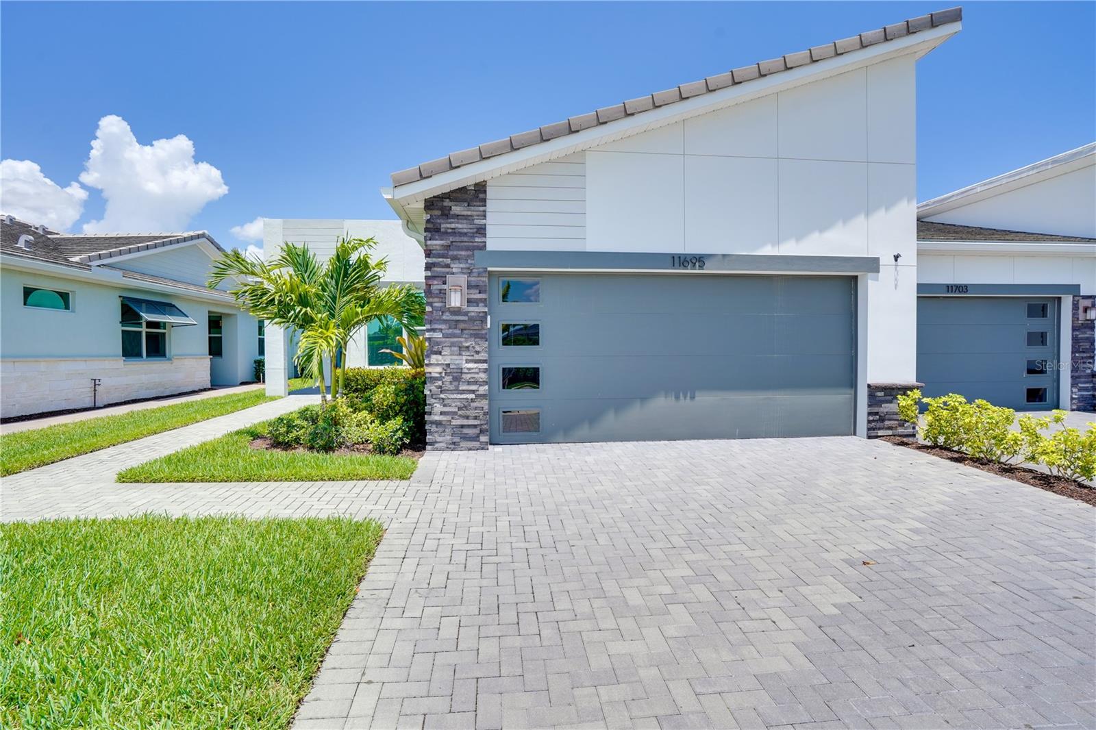 Image 6 of 96 For 11695 Viridian Boulevard