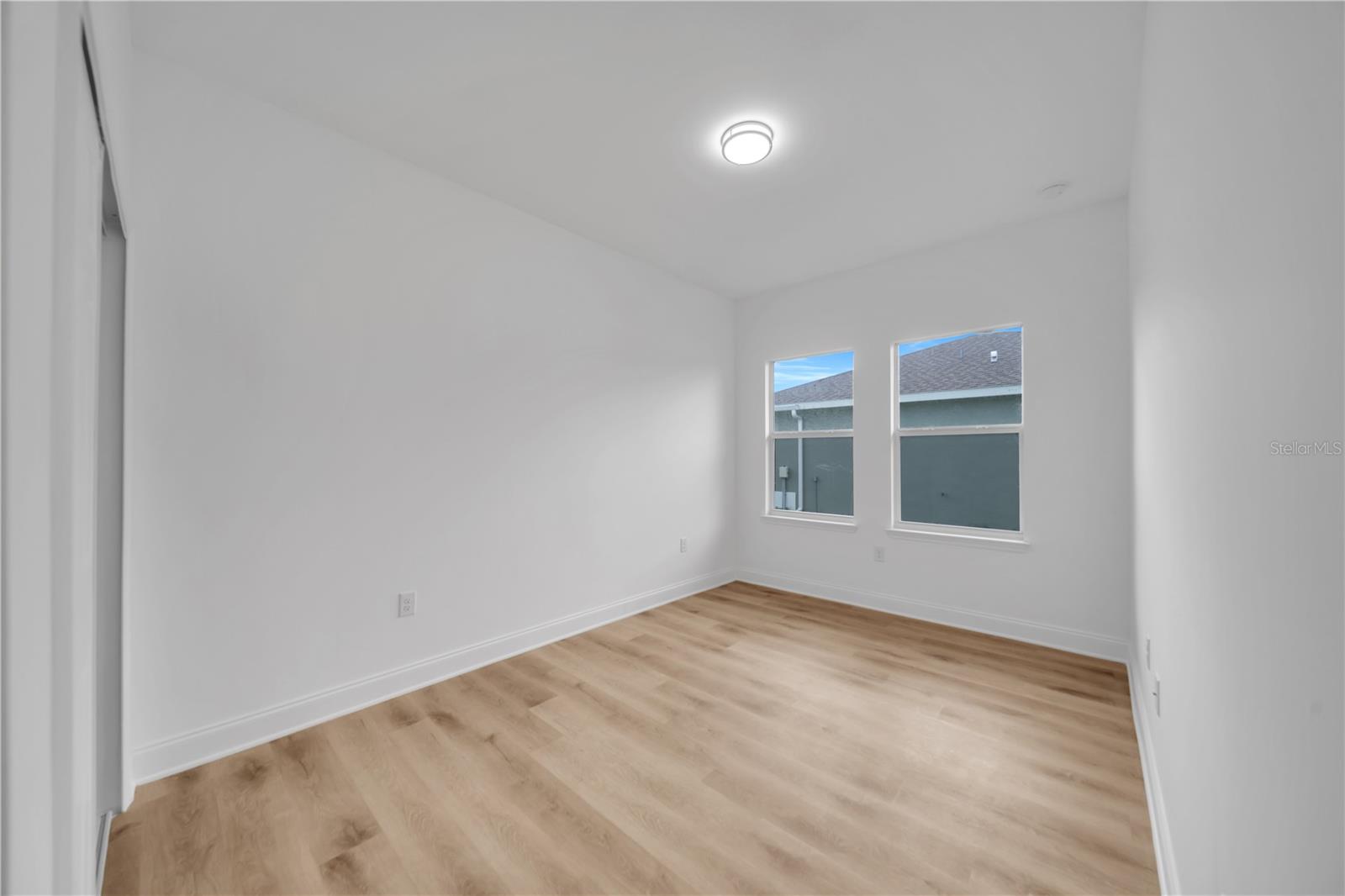 Image 11 of 21 For 10110 Bay State Drive