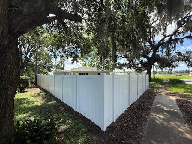 Image 12 of 27 For 1047 Clay Boulevard