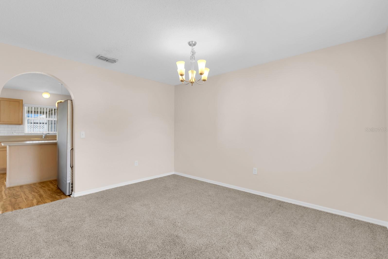 Image 17 of 43 For 16053 Wilkinson Drive