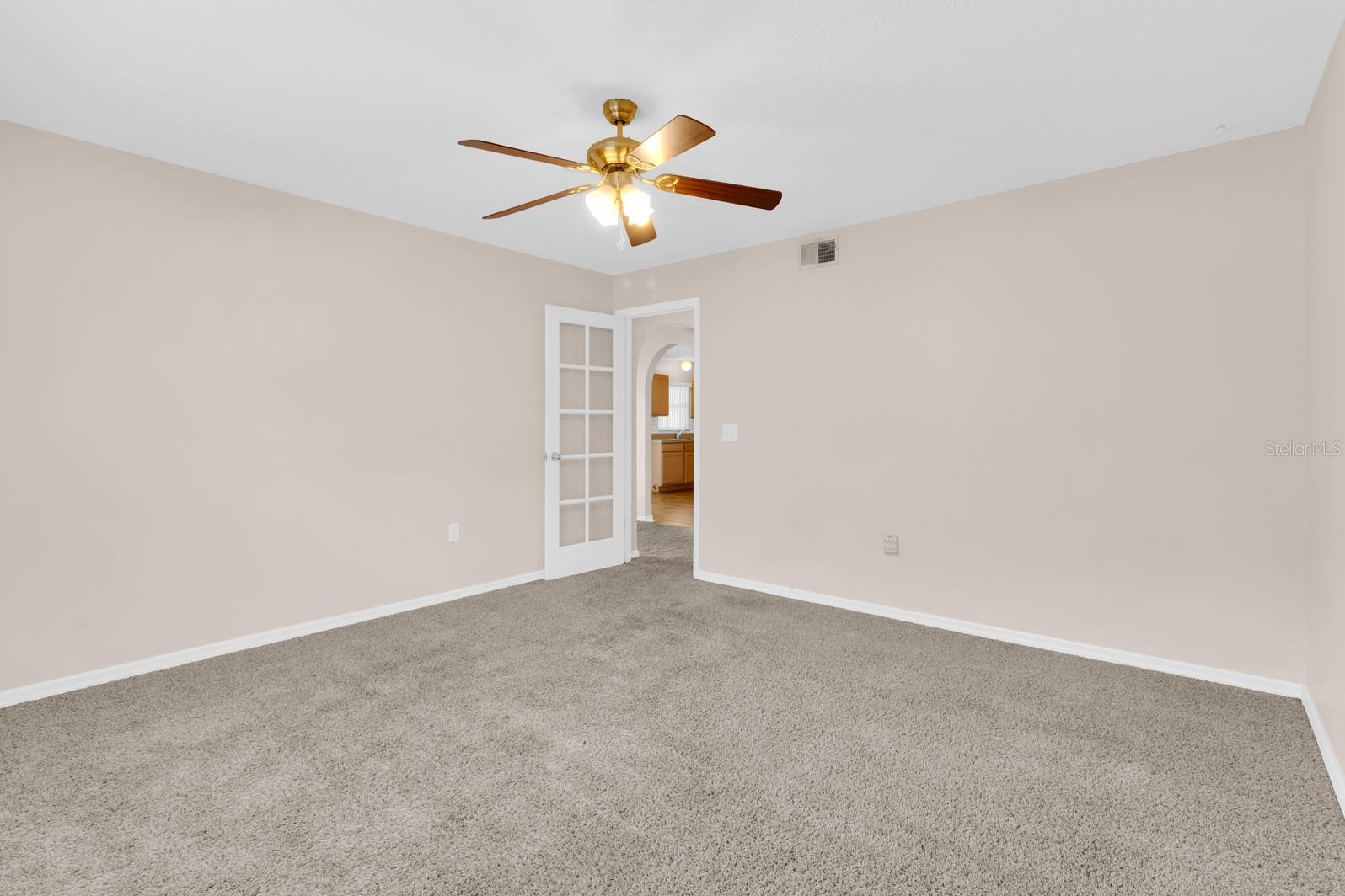 Image 21 of 43 For 16053 Wilkinson Drive