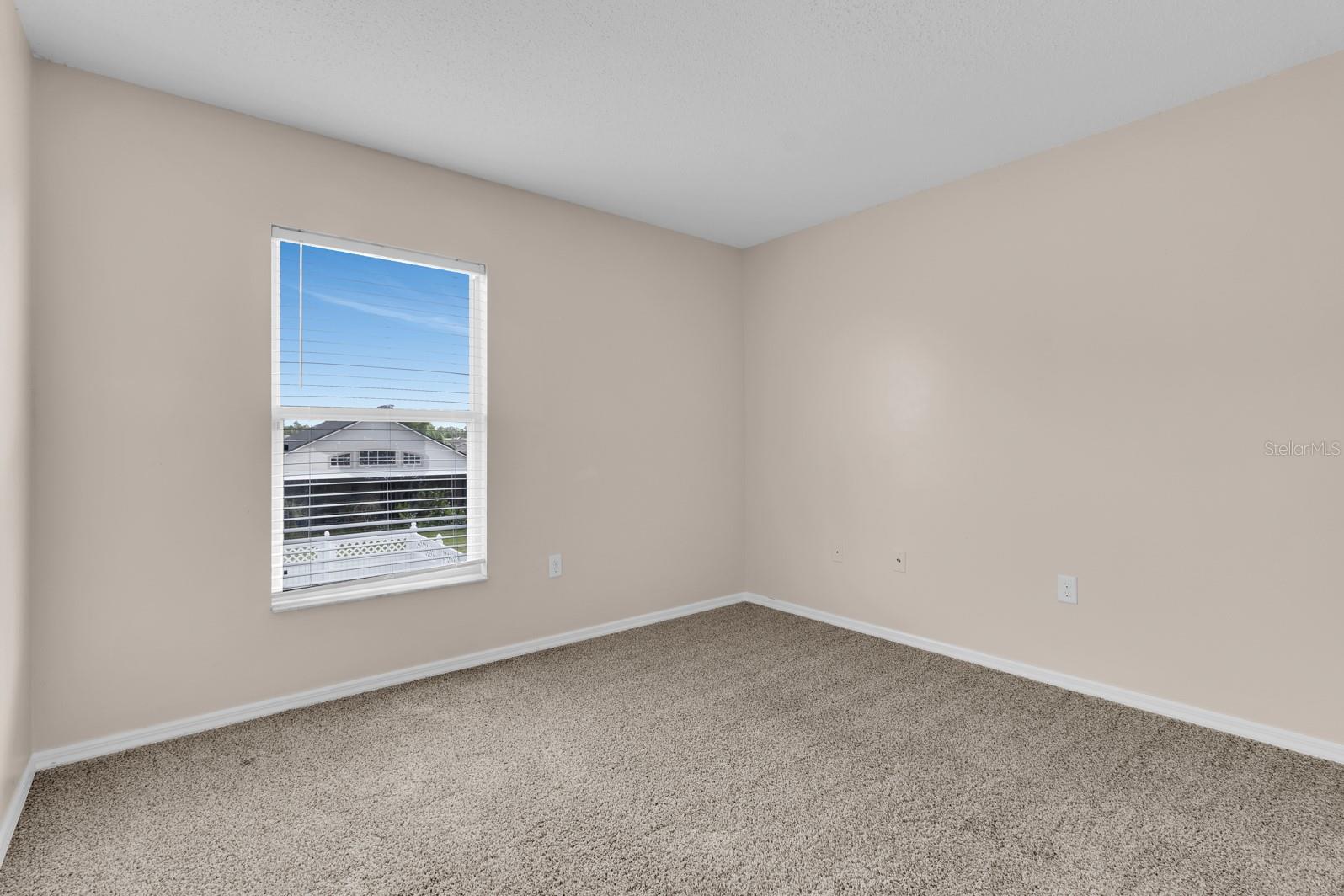 Image 26 of 43 For 16053 Wilkinson Drive