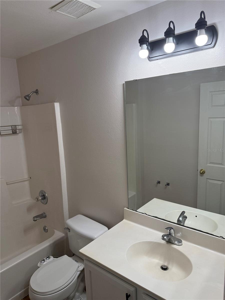 Image 31 of 43 For 16053 Wilkinson Drive