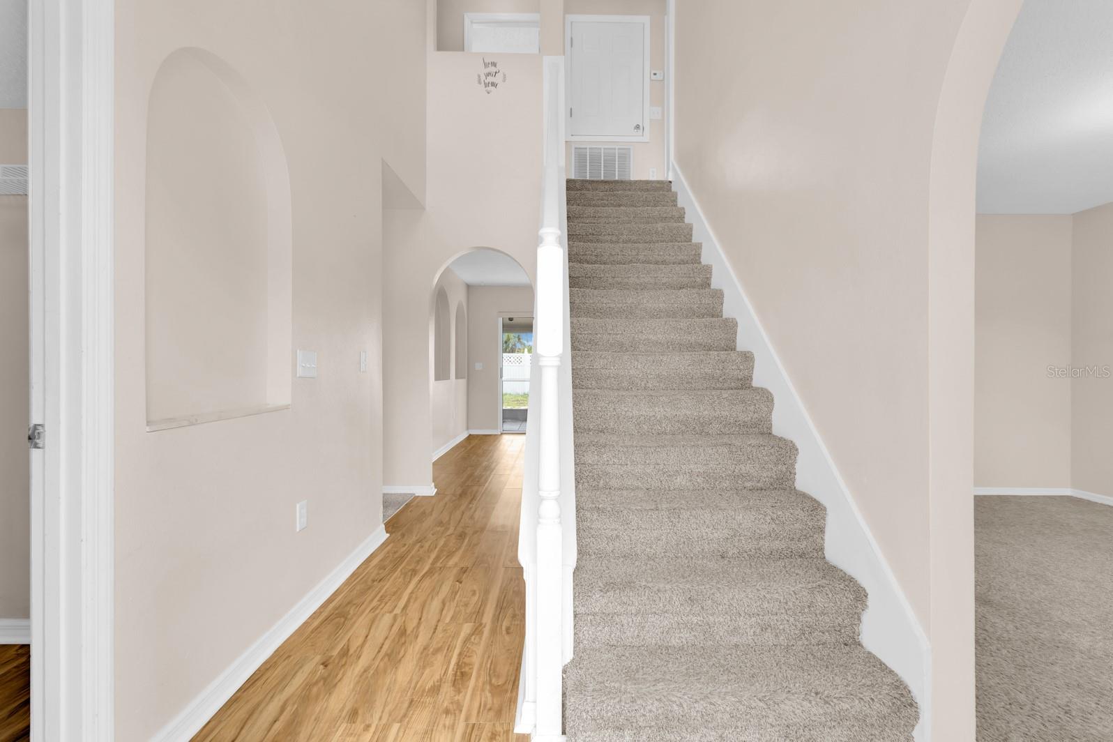 Image 7 of 43 For 16053 Wilkinson Drive