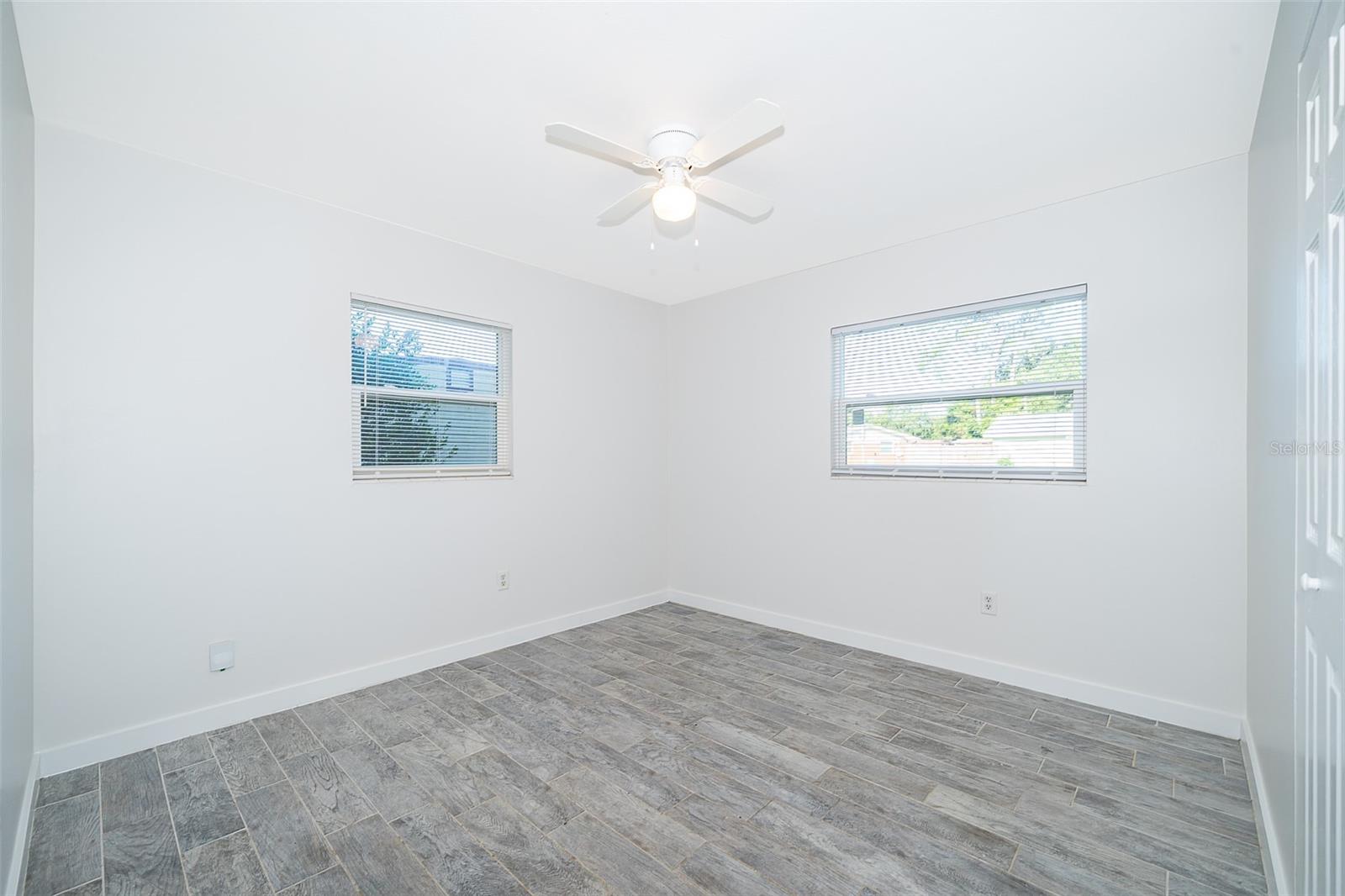 Image 16 of 28 For 1105 Morse Avenue
