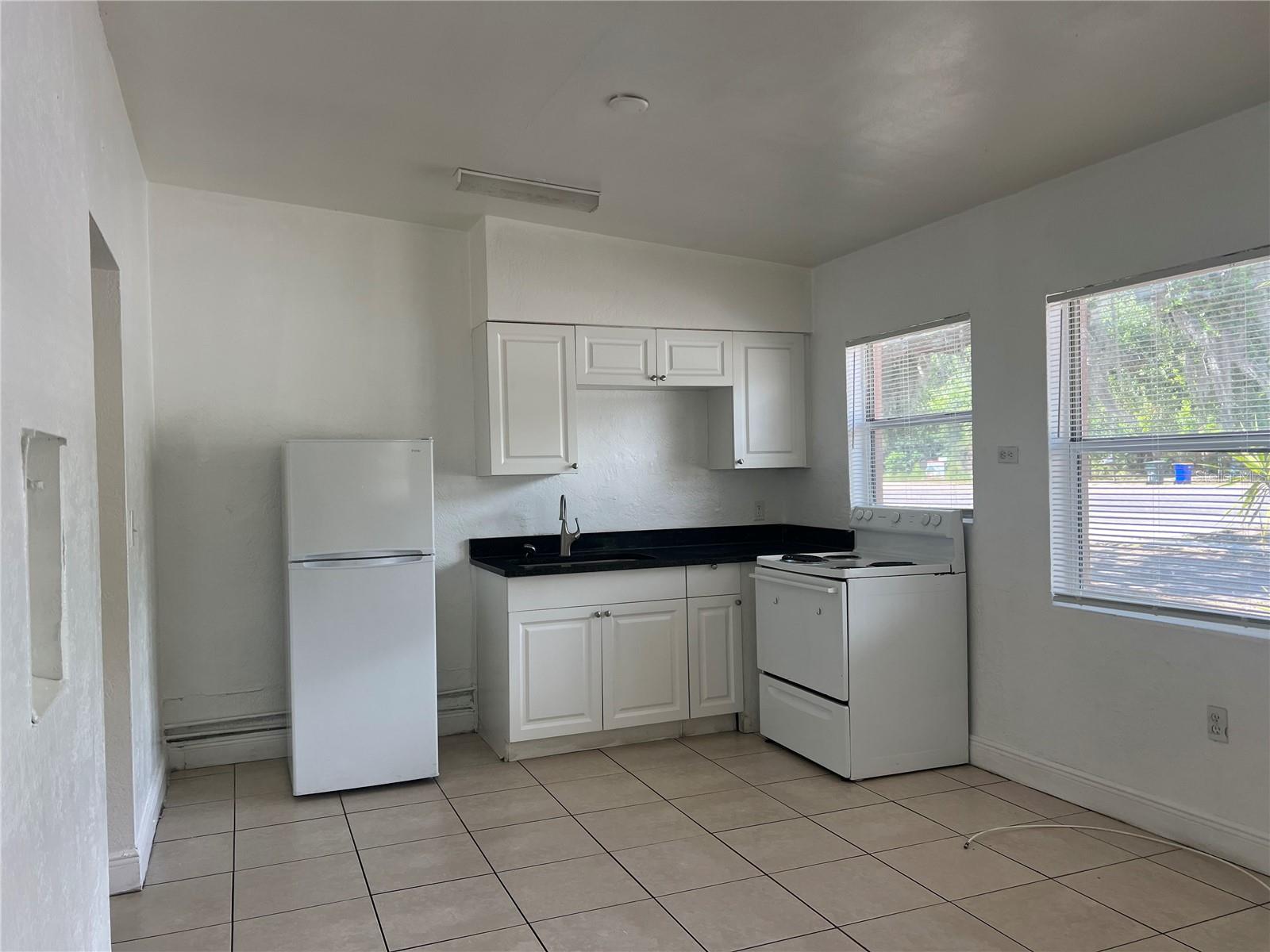 Image 5 of 17 For 989 Fiske Boulevard