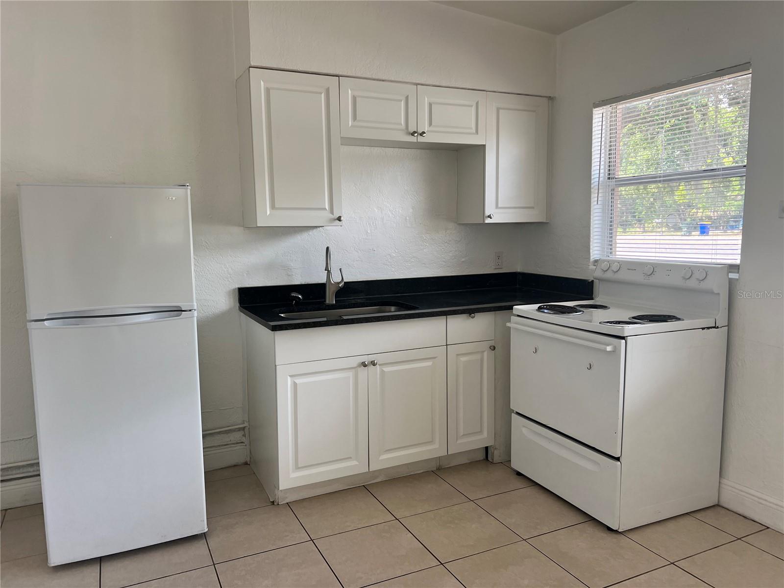 Image 6 of 17 For 989 Fiske Boulevard