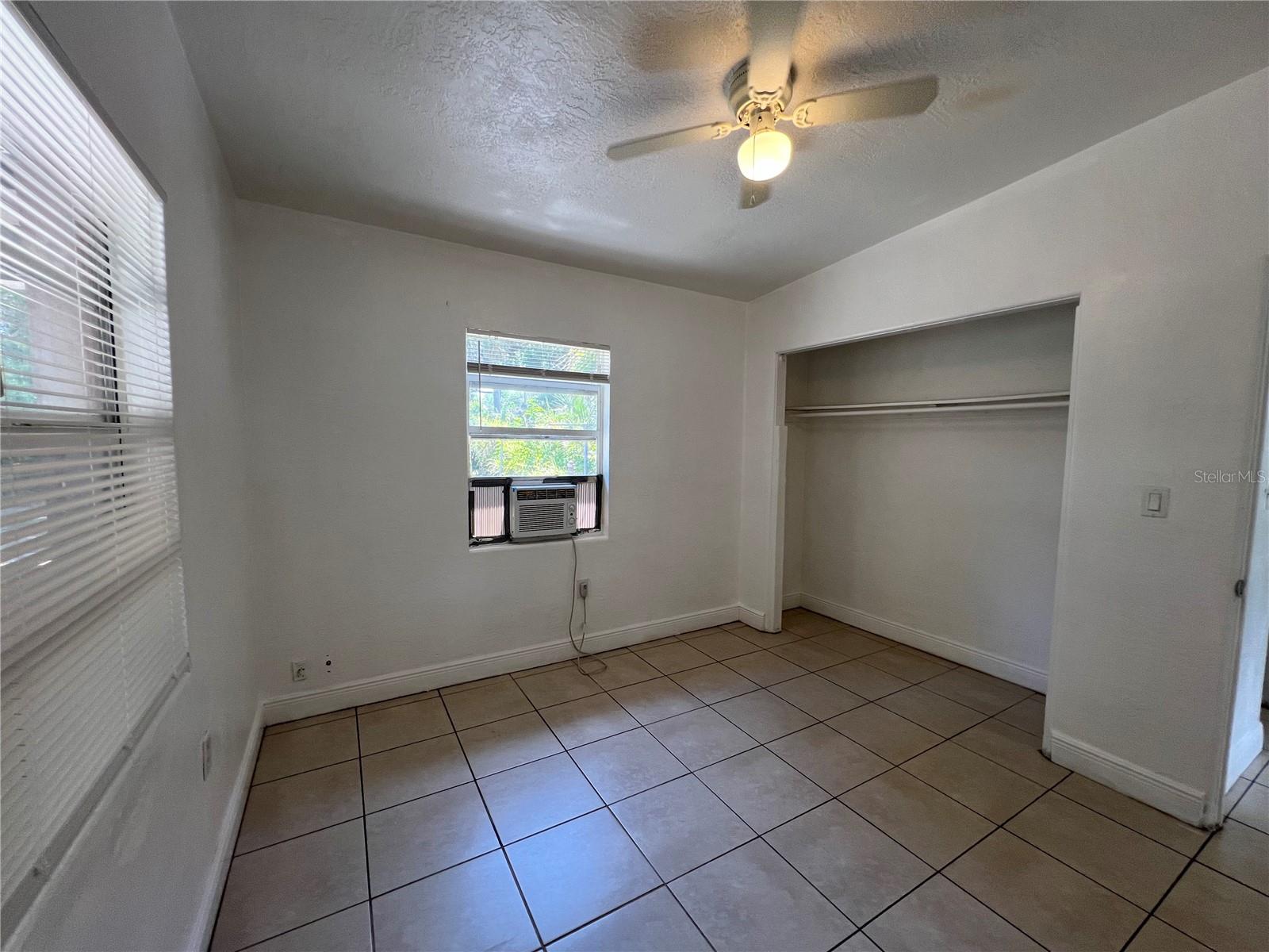 Image 8 of 17 For 989 Fiske Boulevard