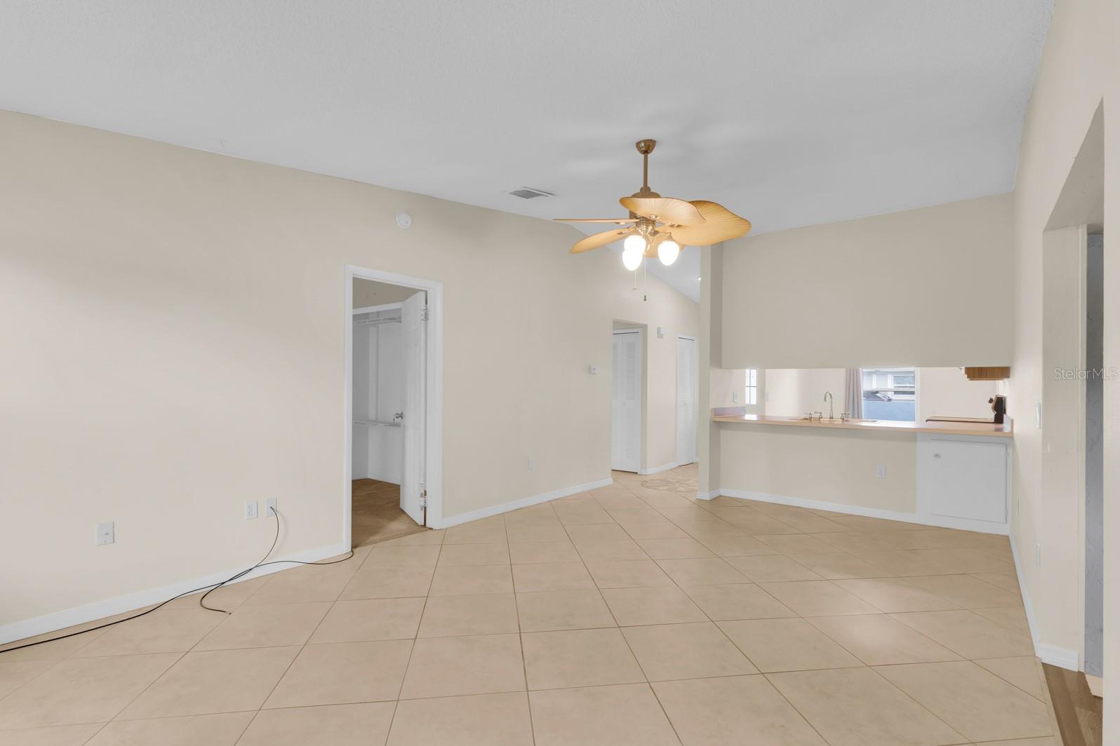 Image 12 of 24 For 978 Calanda Avenue