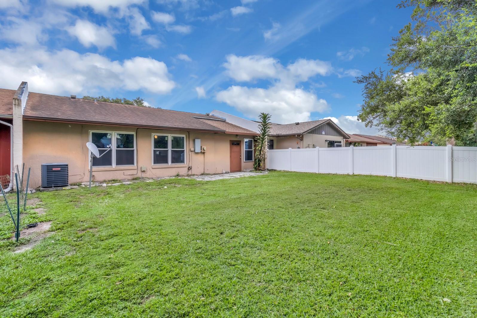 Image 24 of 24 For 978 Calanda Avenue