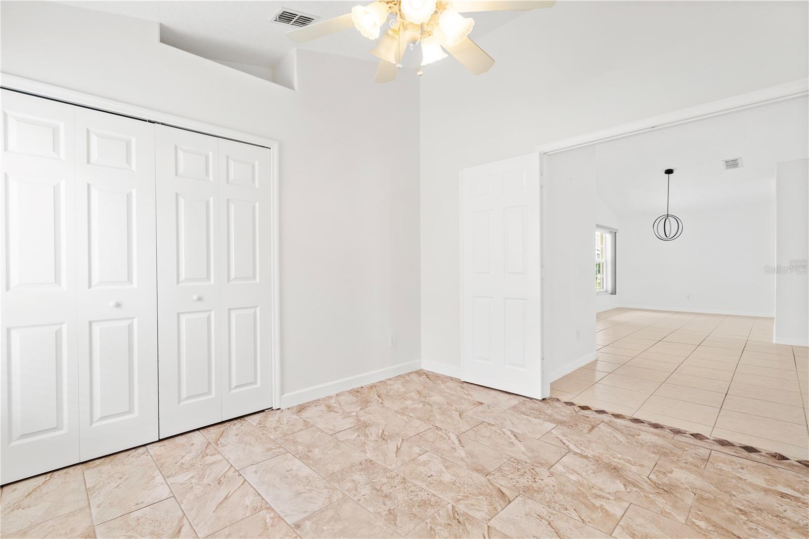 Image 16 of 42 For 9003 Pecky Cypress Way