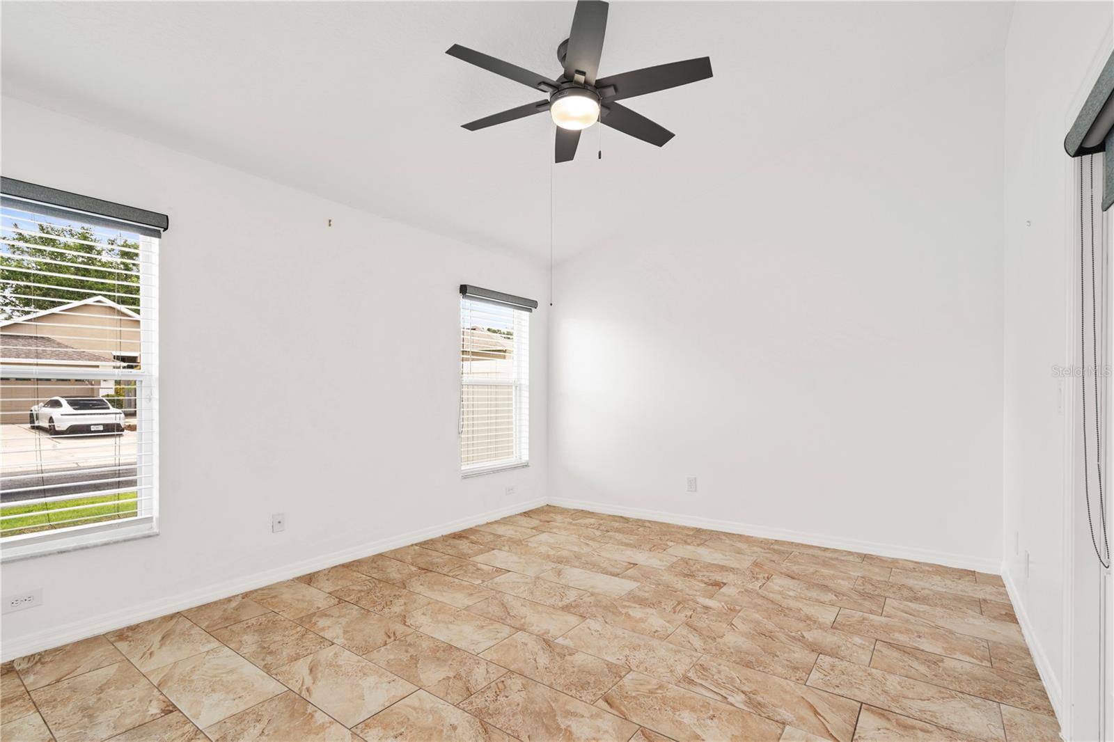Image 25 of 42 For 9003 Pecky Cypress Way