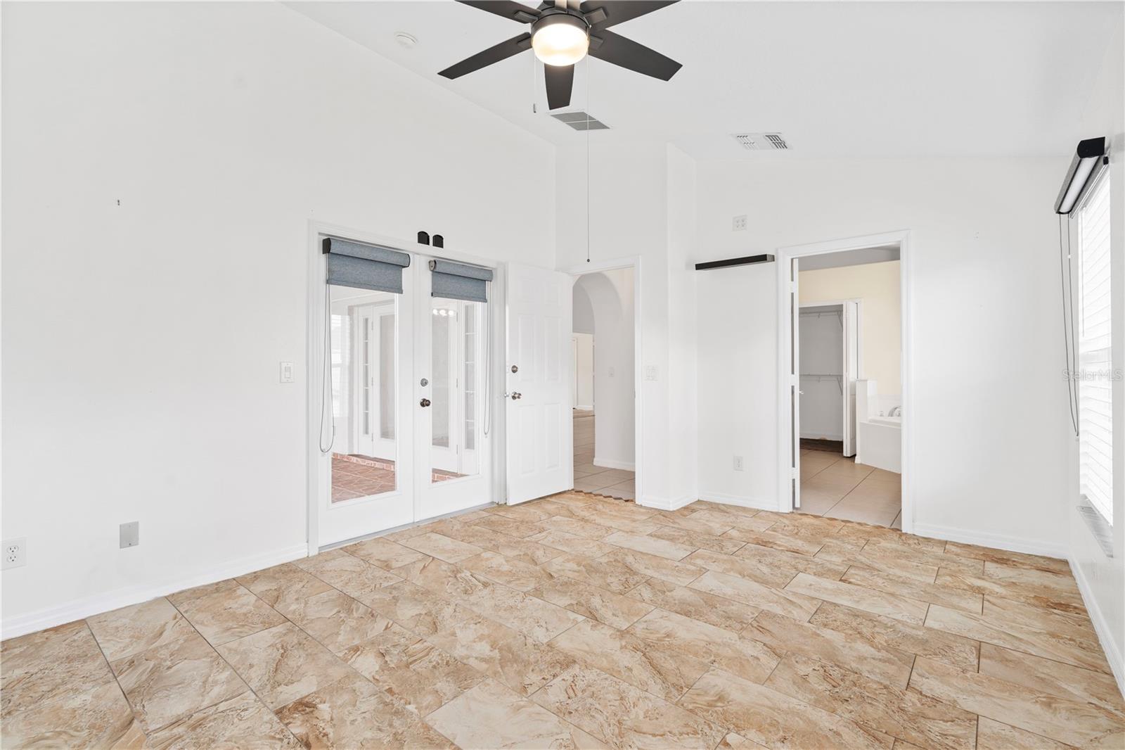 Image 26 of 42 For 9003 Pecky Cypress Way