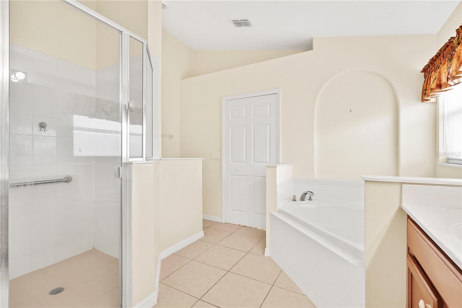 Image 28 of 42 For 9003 Pecky Cypress Way