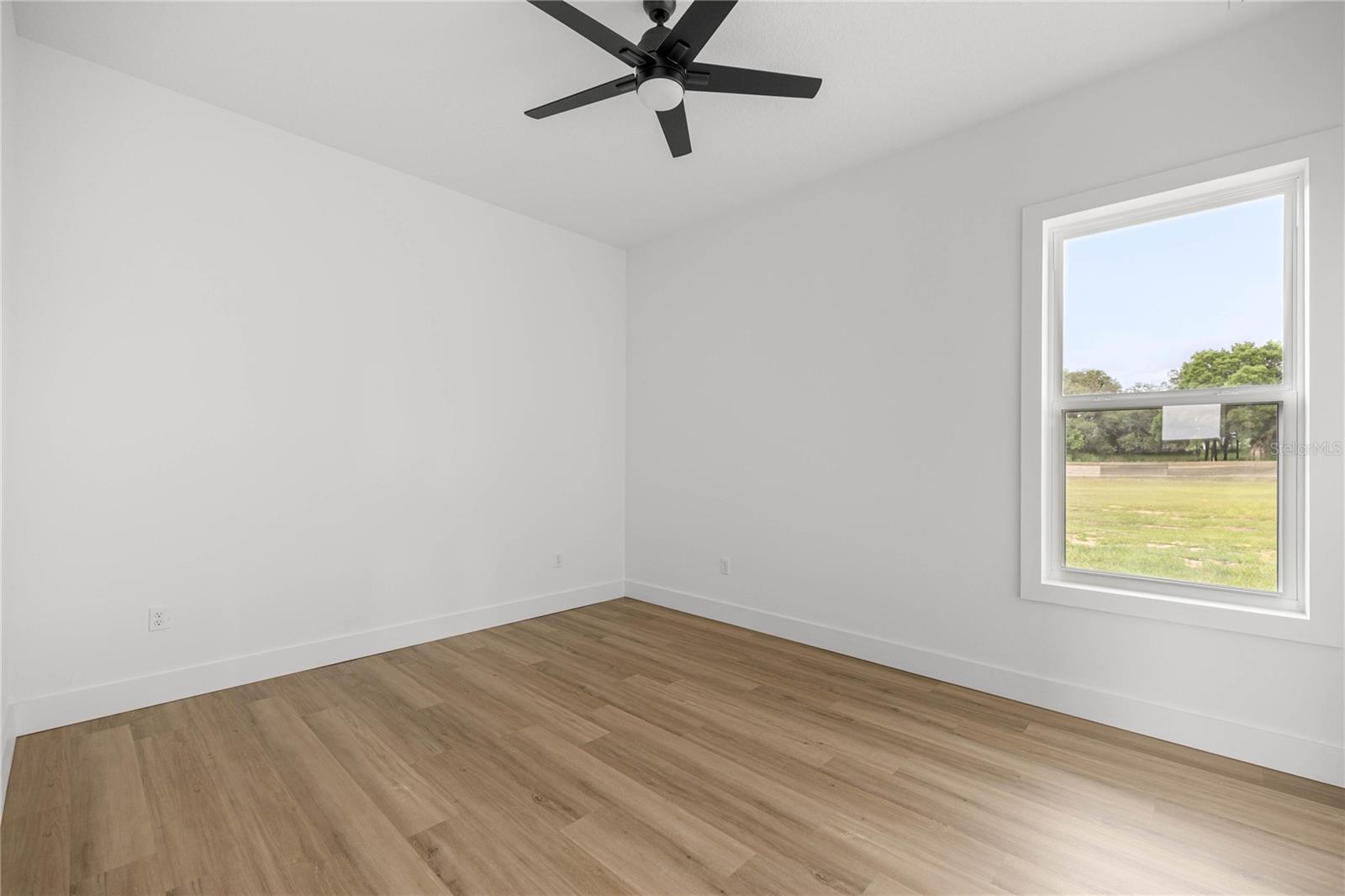 Image 20 of 41 For 2212 210th Avenue