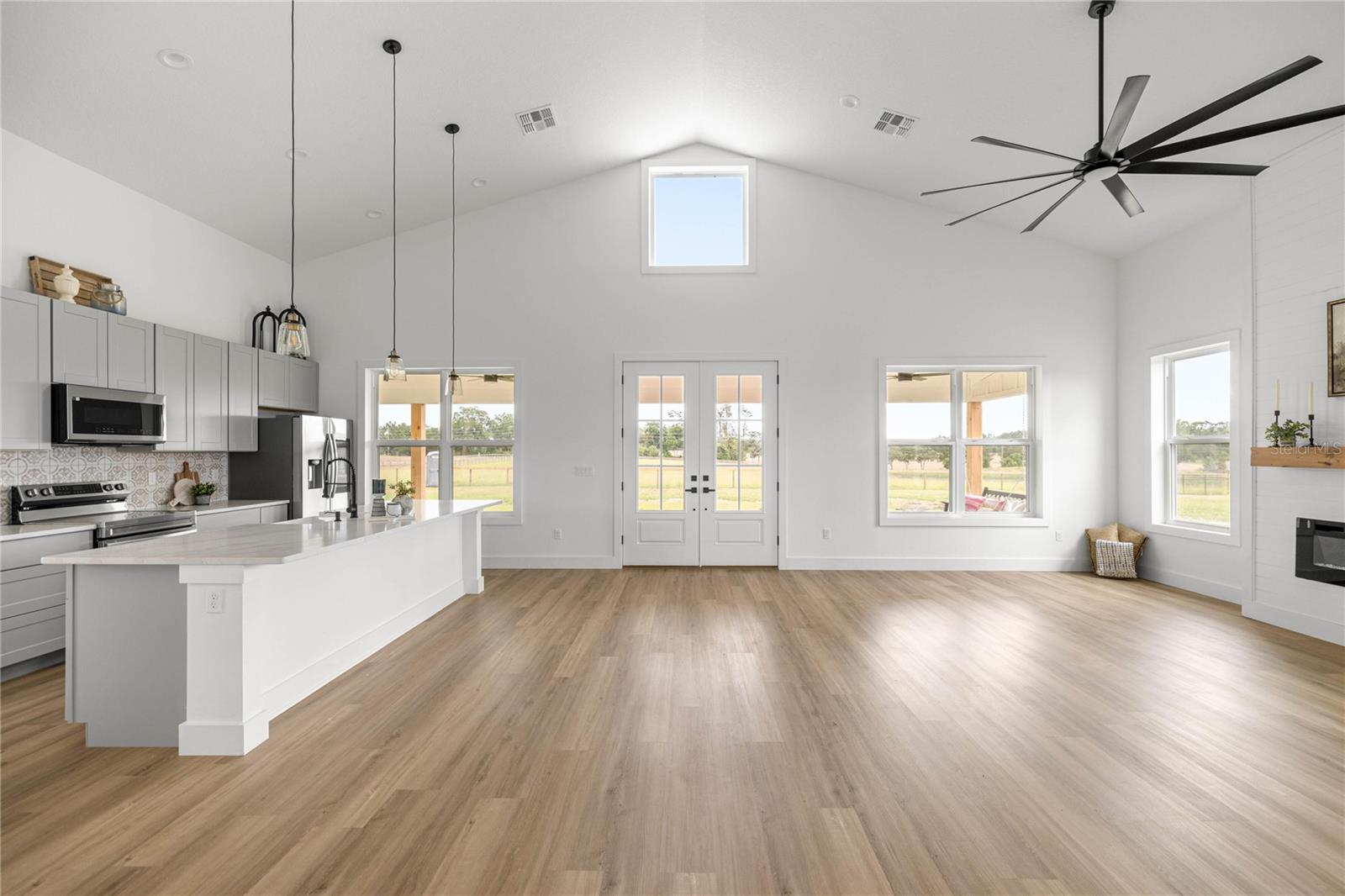 Image 7 of 41 For 2212 210th Avenue