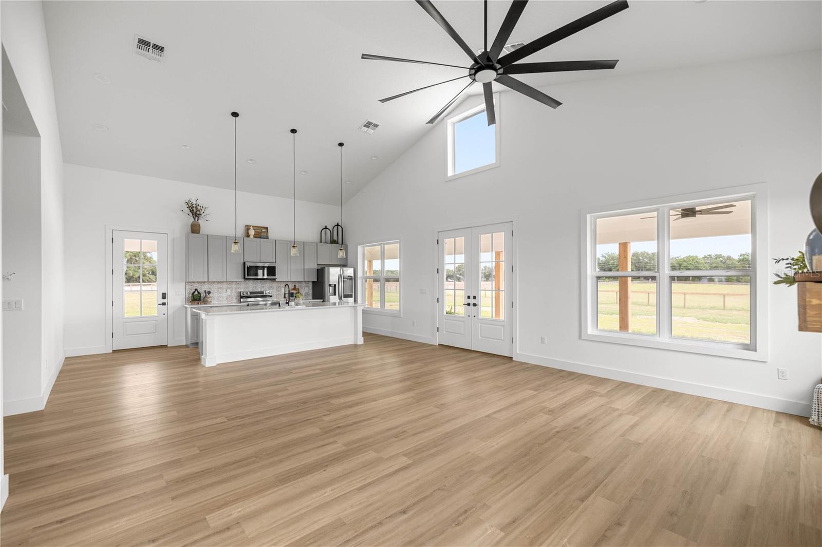 Image 9 of 41 For 2212 210th Avenue