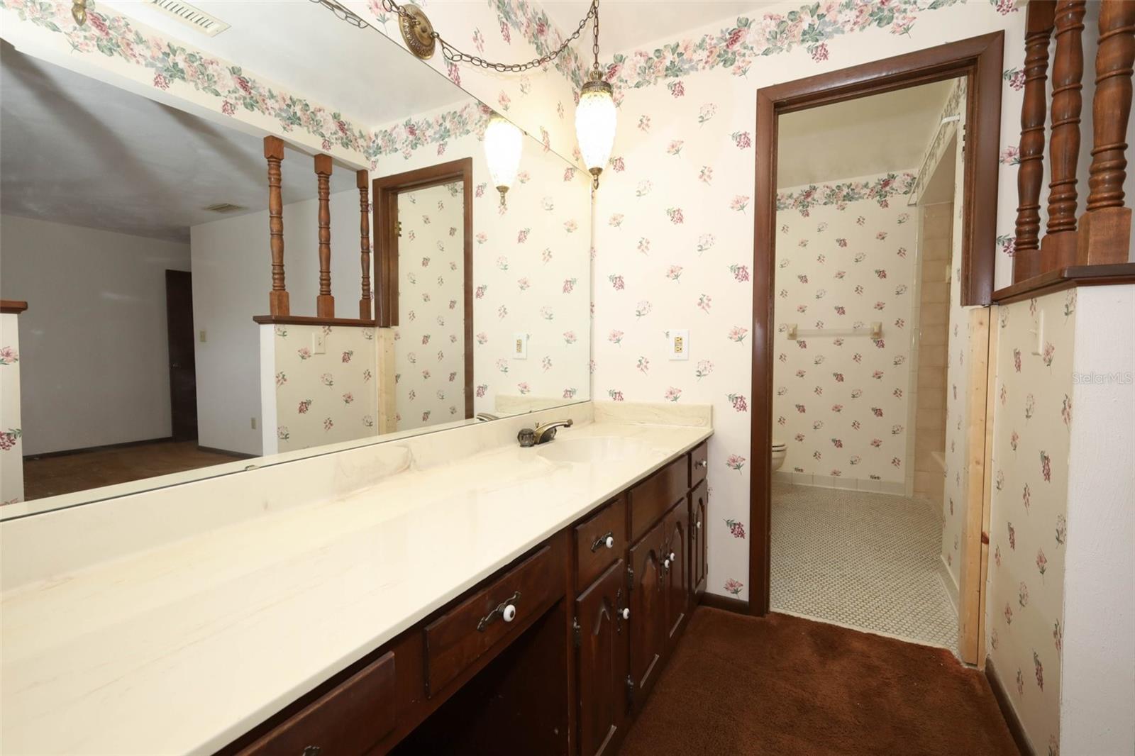 Image 23 of 49 For 9206 Everwood Street