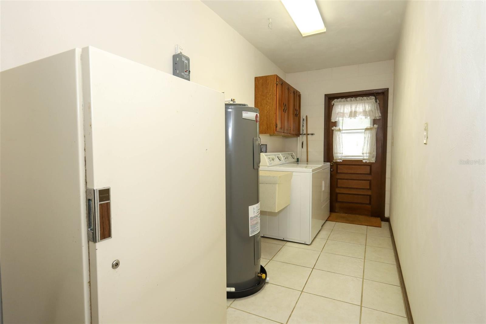 Image 29 of 49 For 9206 Everwood Street
