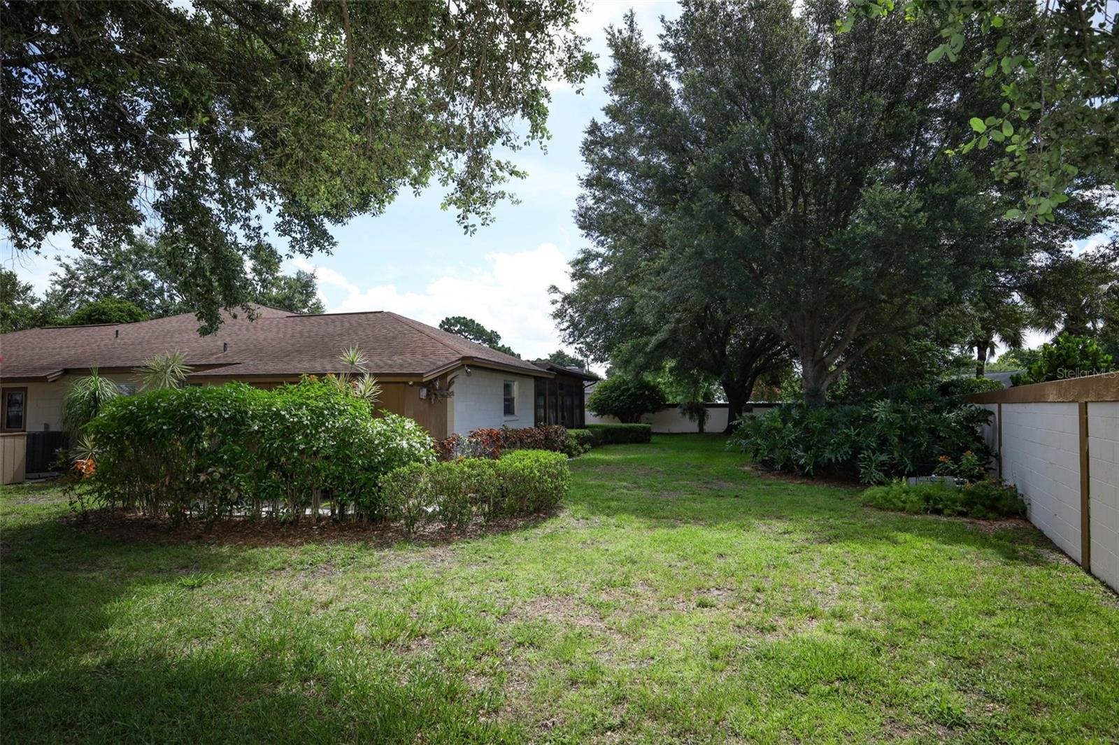 Image 44 of 49 For 9206 Everwood Street