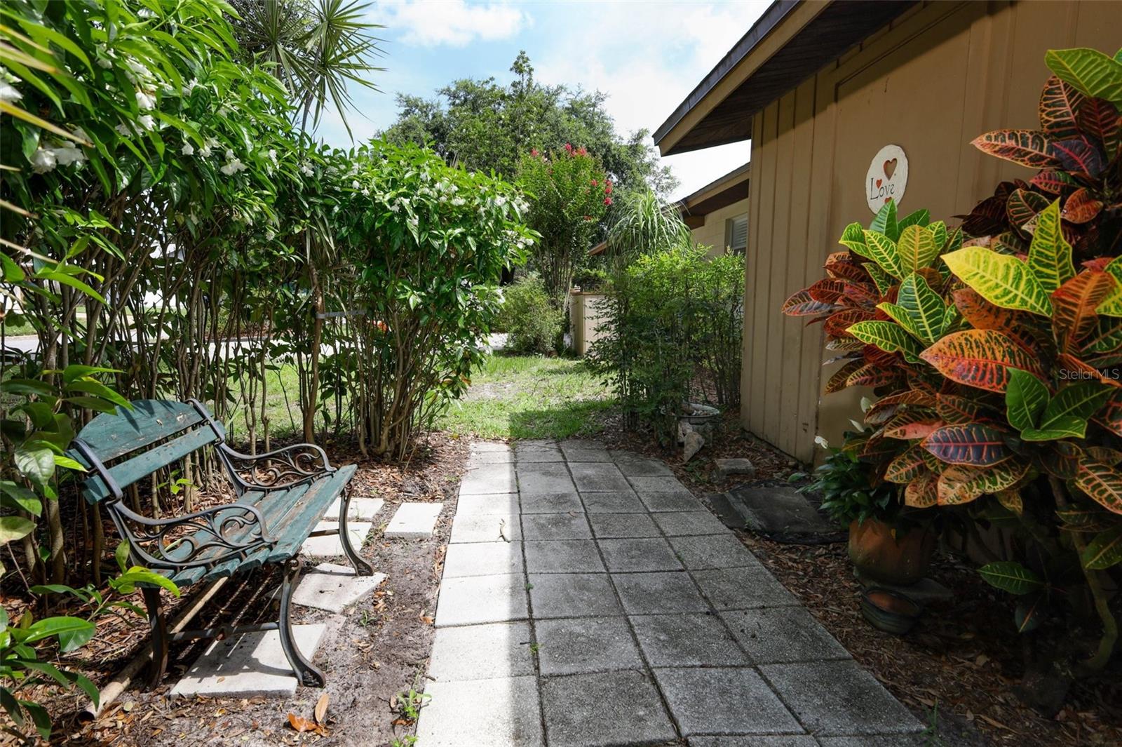 Image 46 of 49 For 9206 Everwood Street
