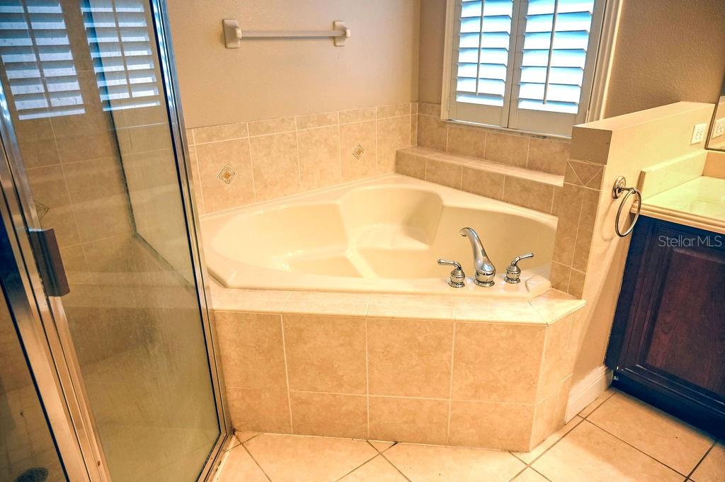 Image 22 of 66 For 3504 Shorewood Drive