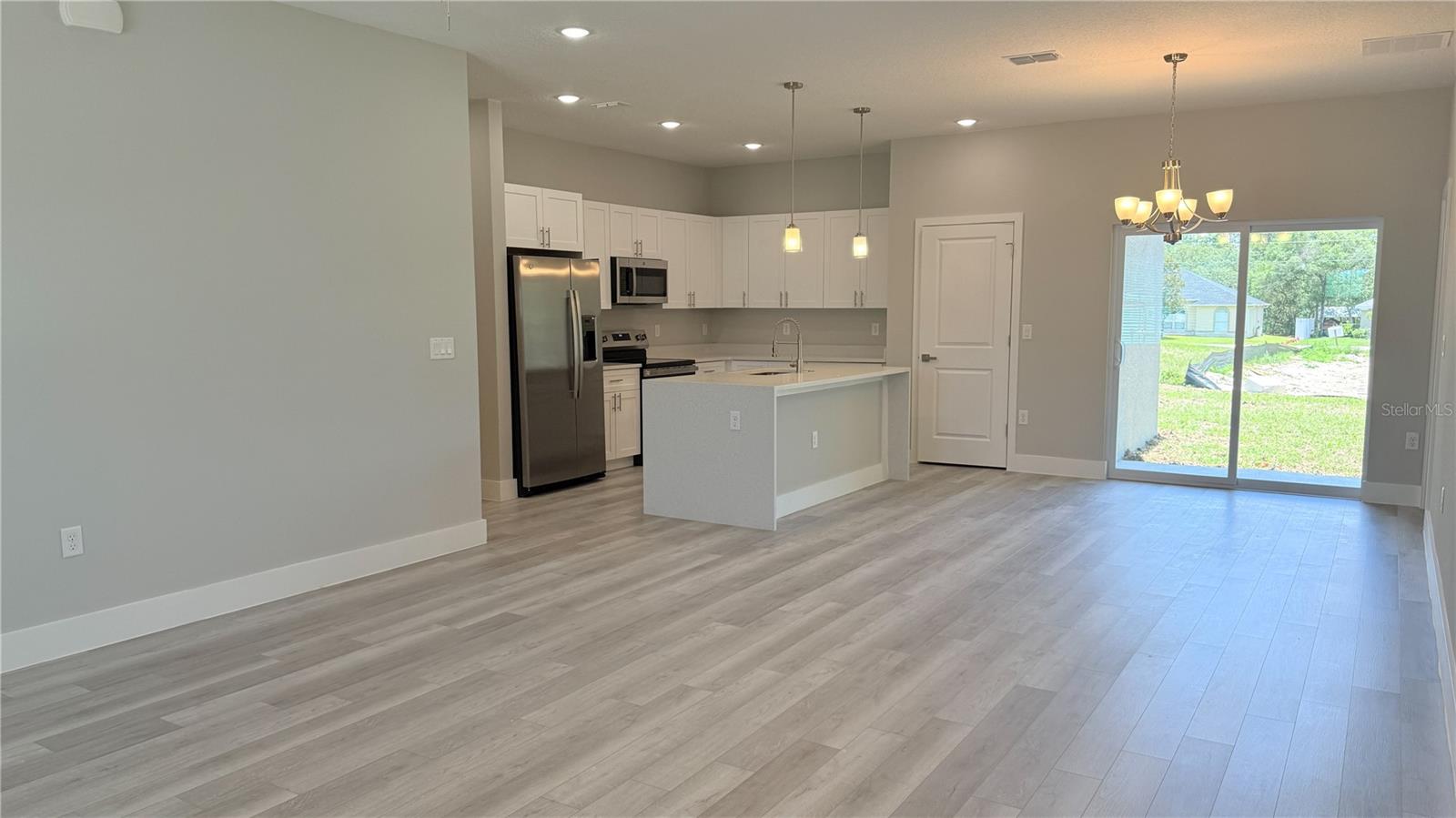 Image 4 of 28 For 4437 159th Place