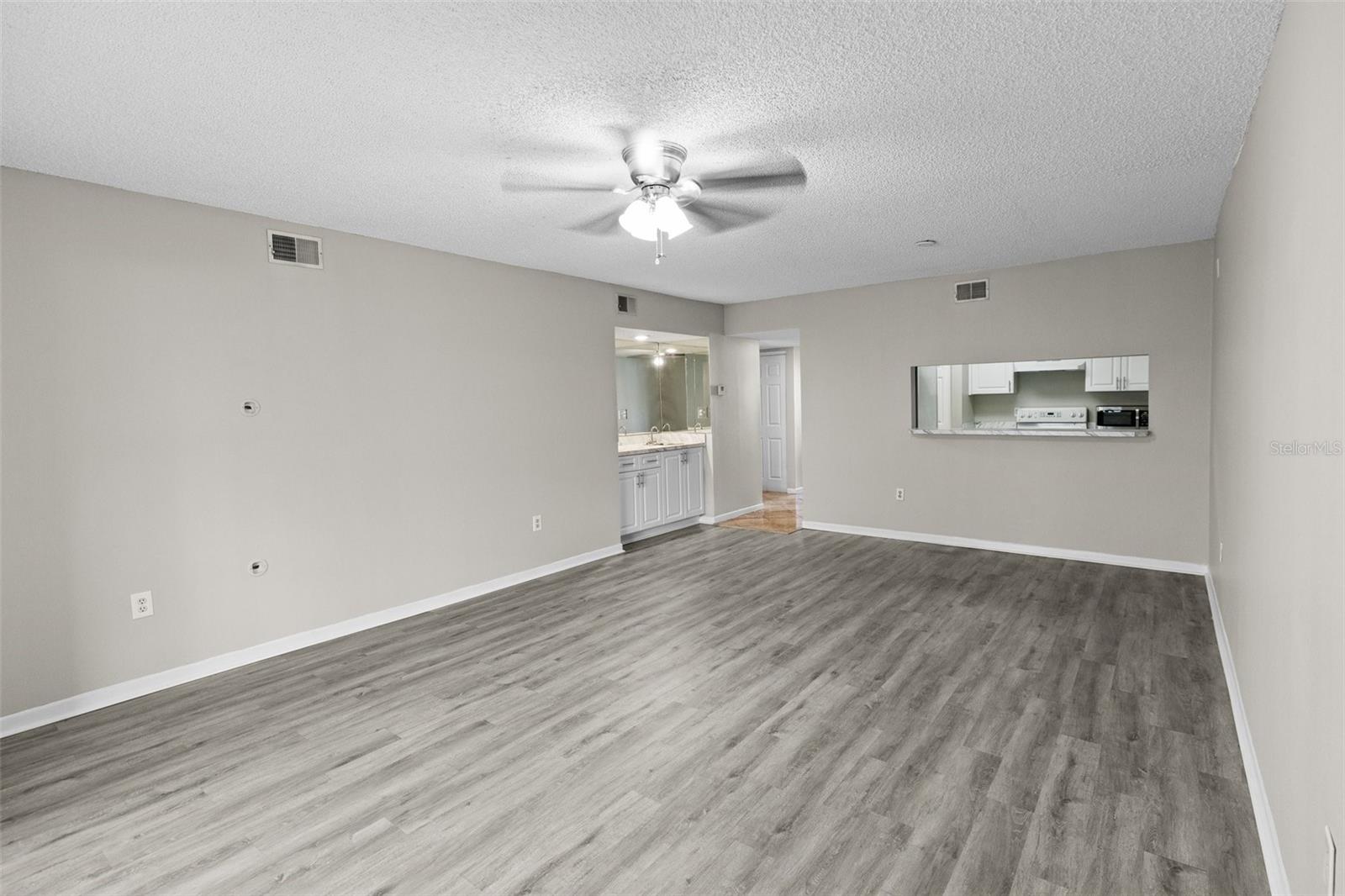 Image 5 of 17 For 3706 Greenery Court 206