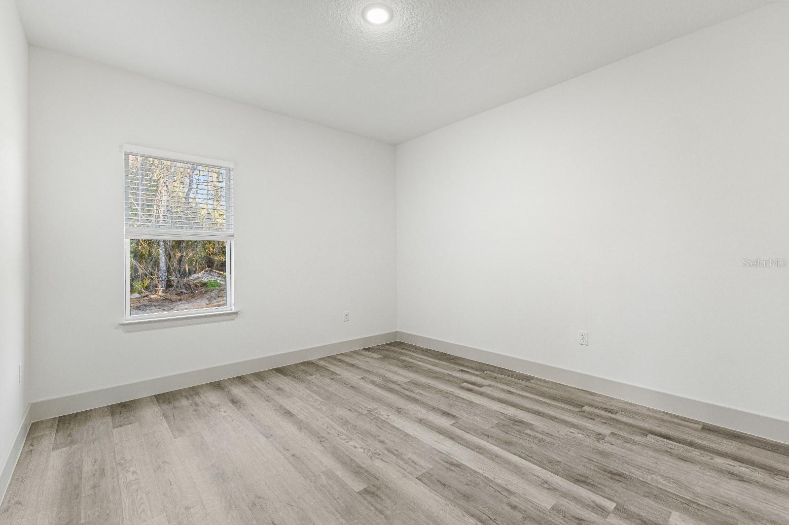 Image 18 of 27 For 2451 Menores Drive