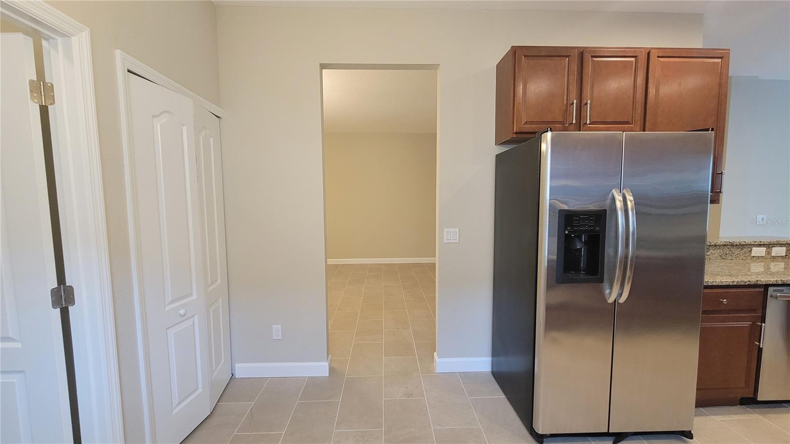 Image 3 of 12 For 3012 Carley Estates Court