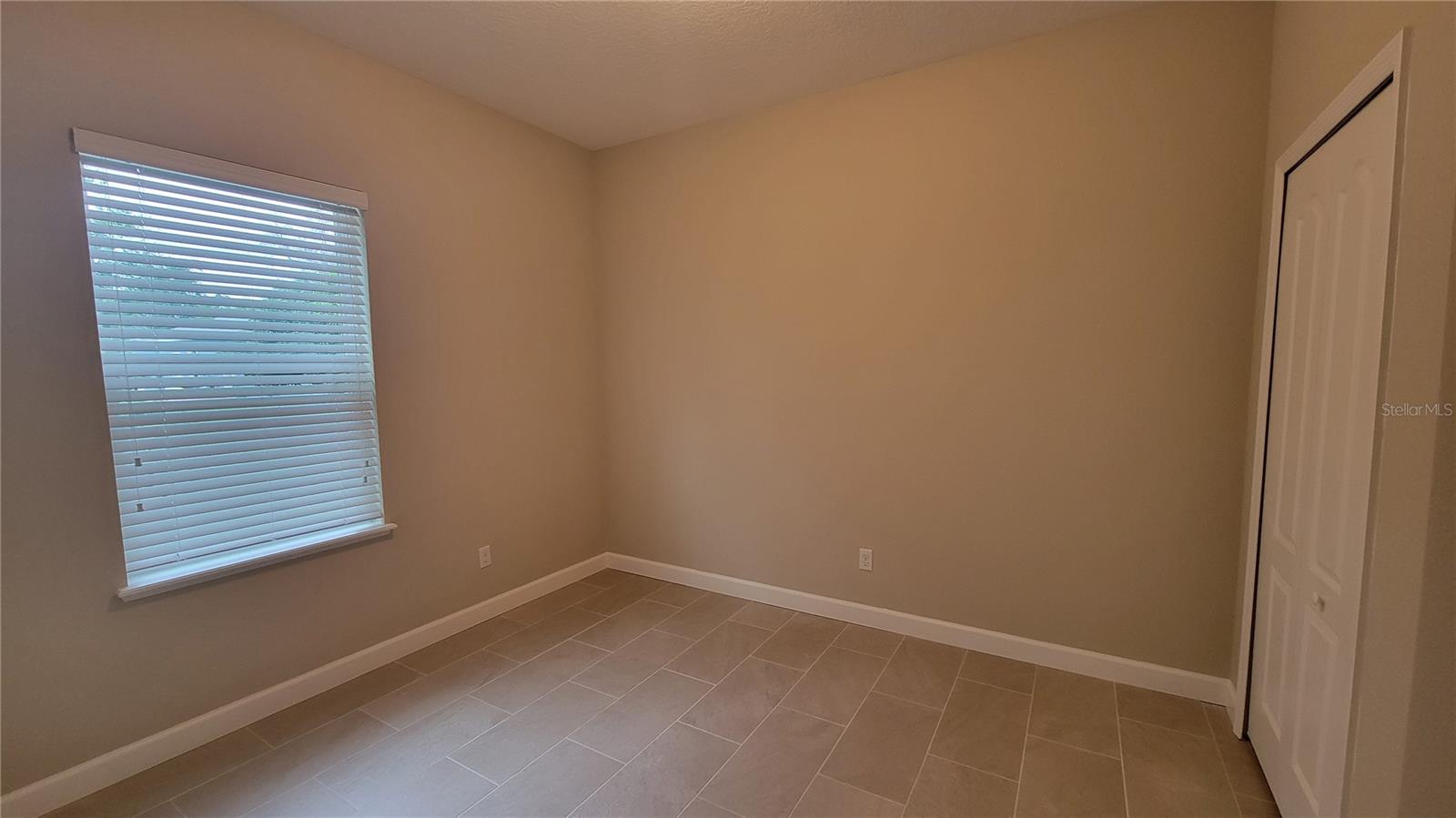 Image 7 of 12 For 3012 Carley Estates Court