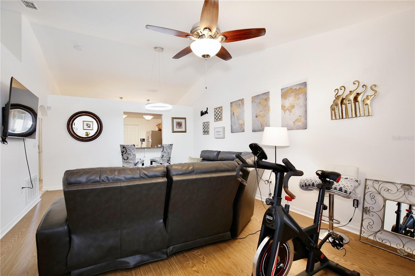 Image 5 of 20 For 3415 Celena Circle