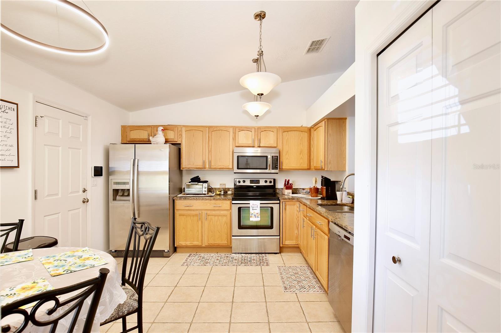 Image 6 of 20 For 3415 Celena Circle