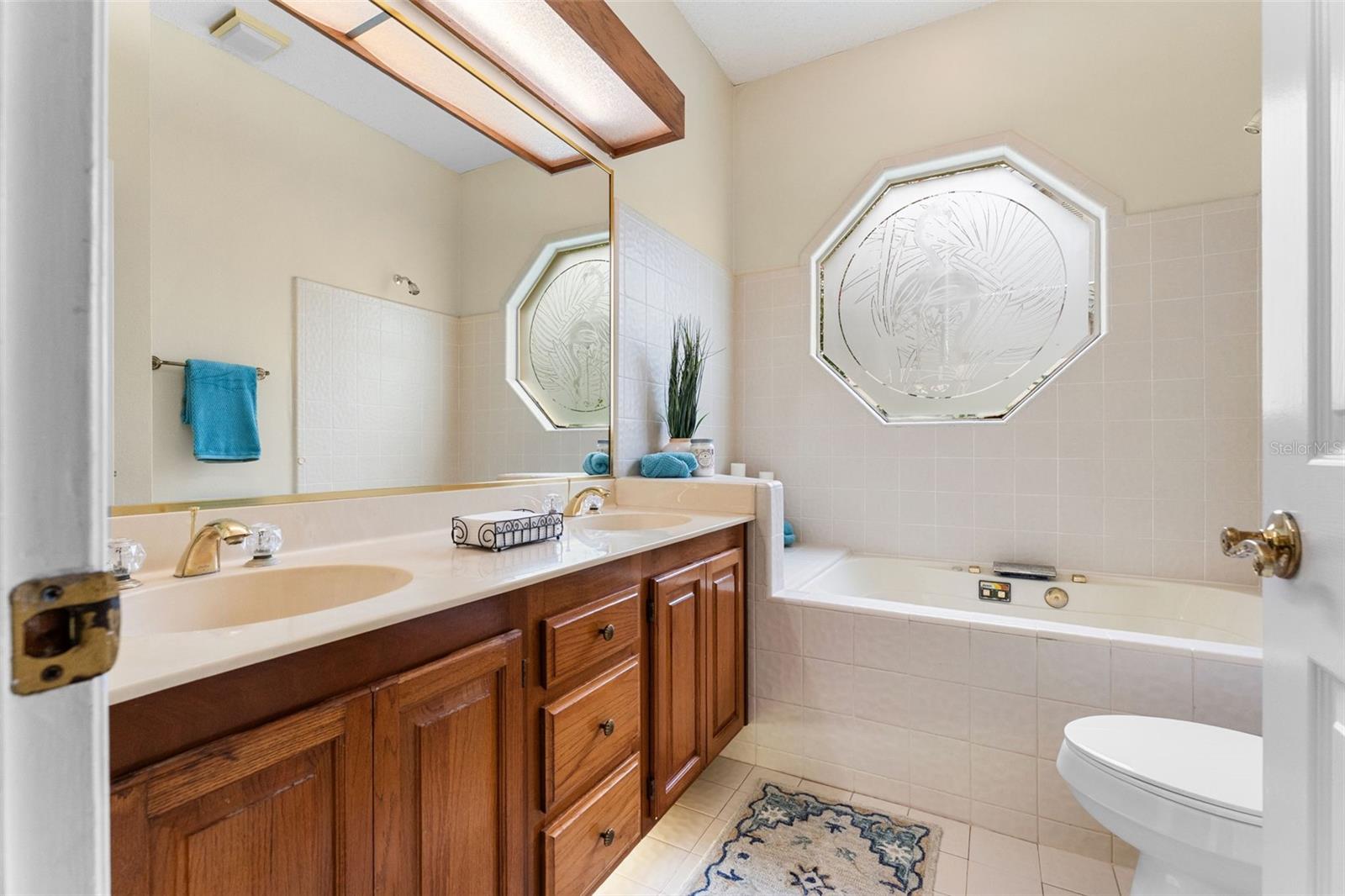Image 22 of 37 For 14558 Mandolin Drive