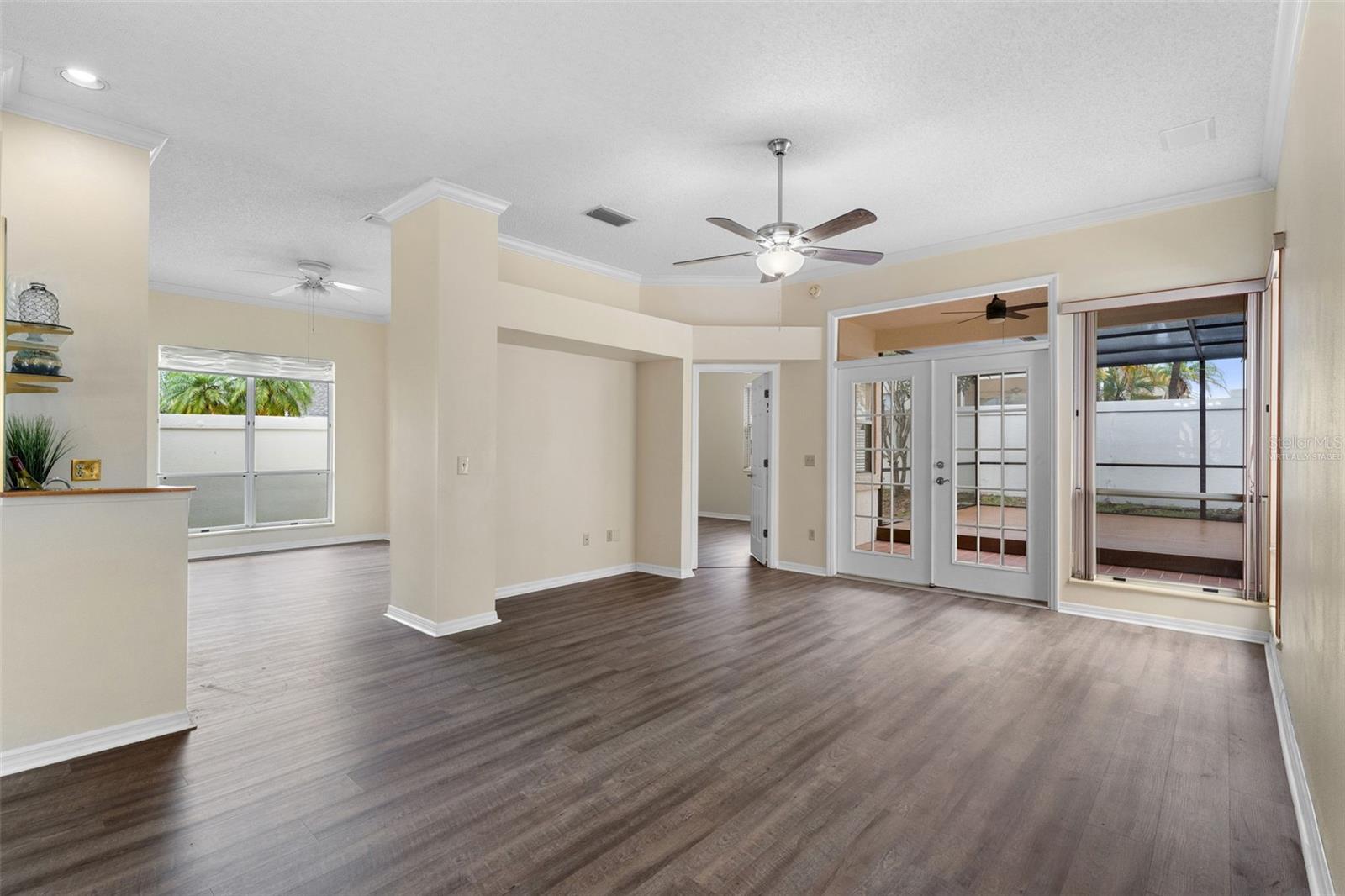Image 7 of 37 For 14558 Mandolin Drive