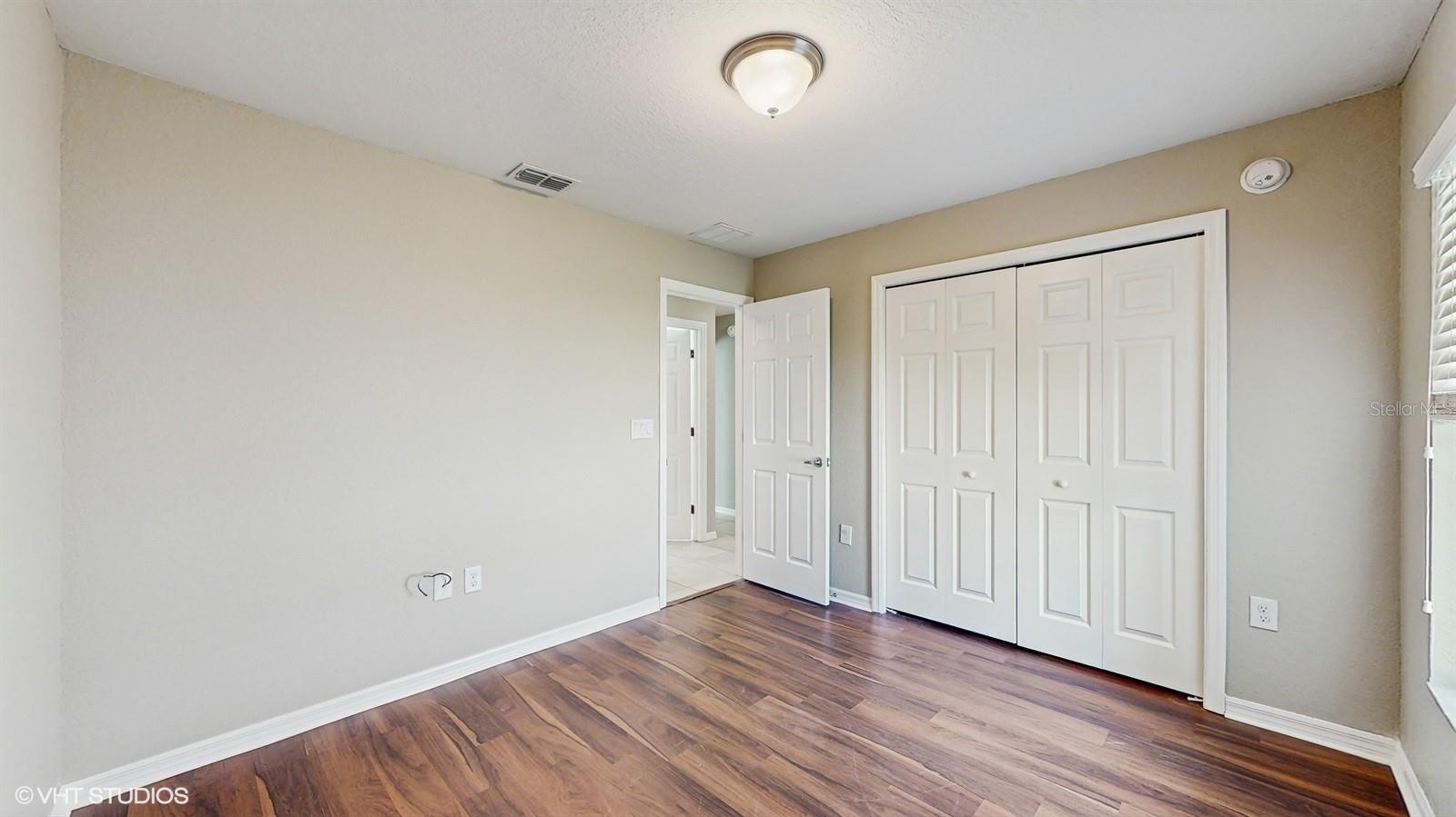 Image 16 of 33 For 4844 Summerfield Circle