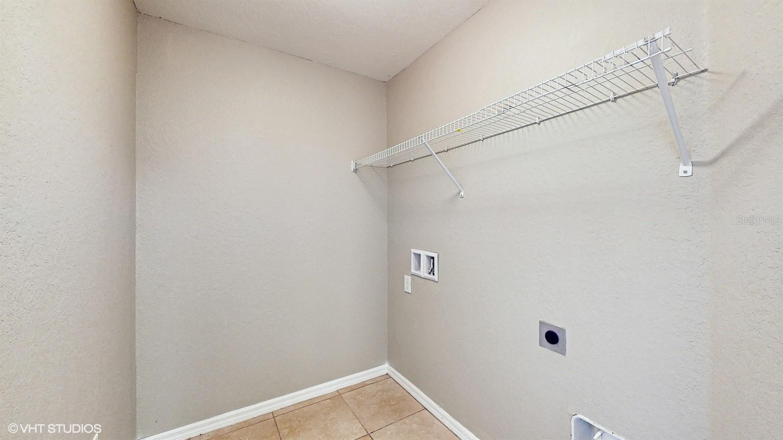 Image 22 of 33 For 4844 Summerfield Circle