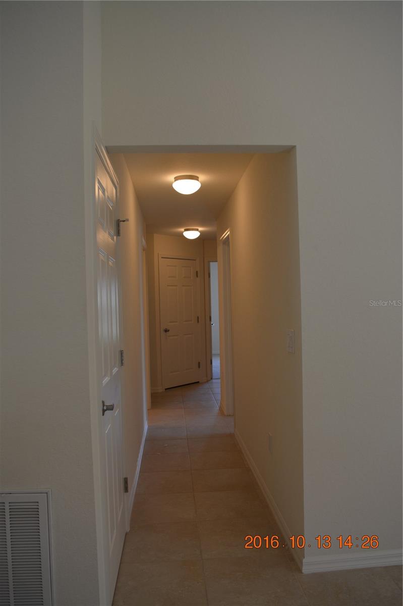 Image 7 of 33 For 4844 Summerfield Circle