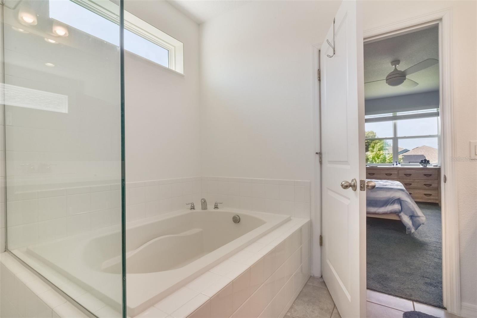 Image 36 of 47 For 965 Maypole Drive